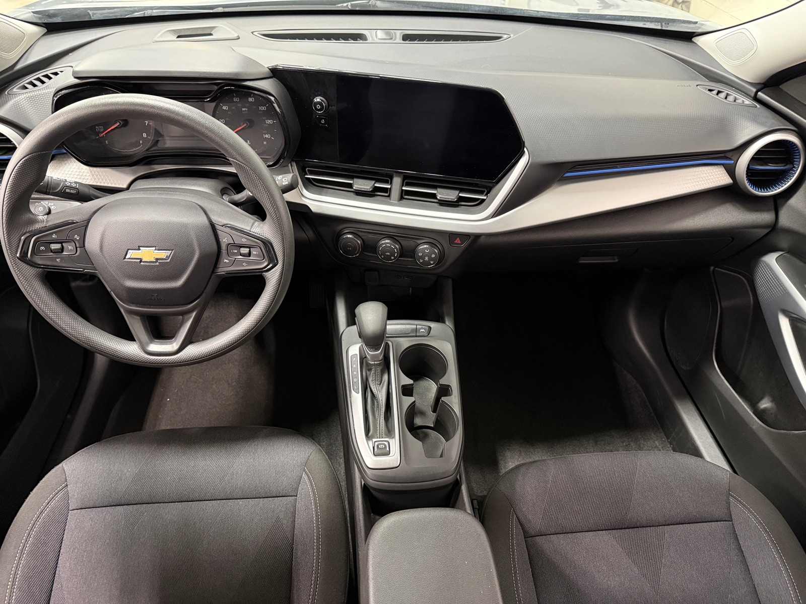 Thumbnail: 2025 Chevrolet Trax - 3