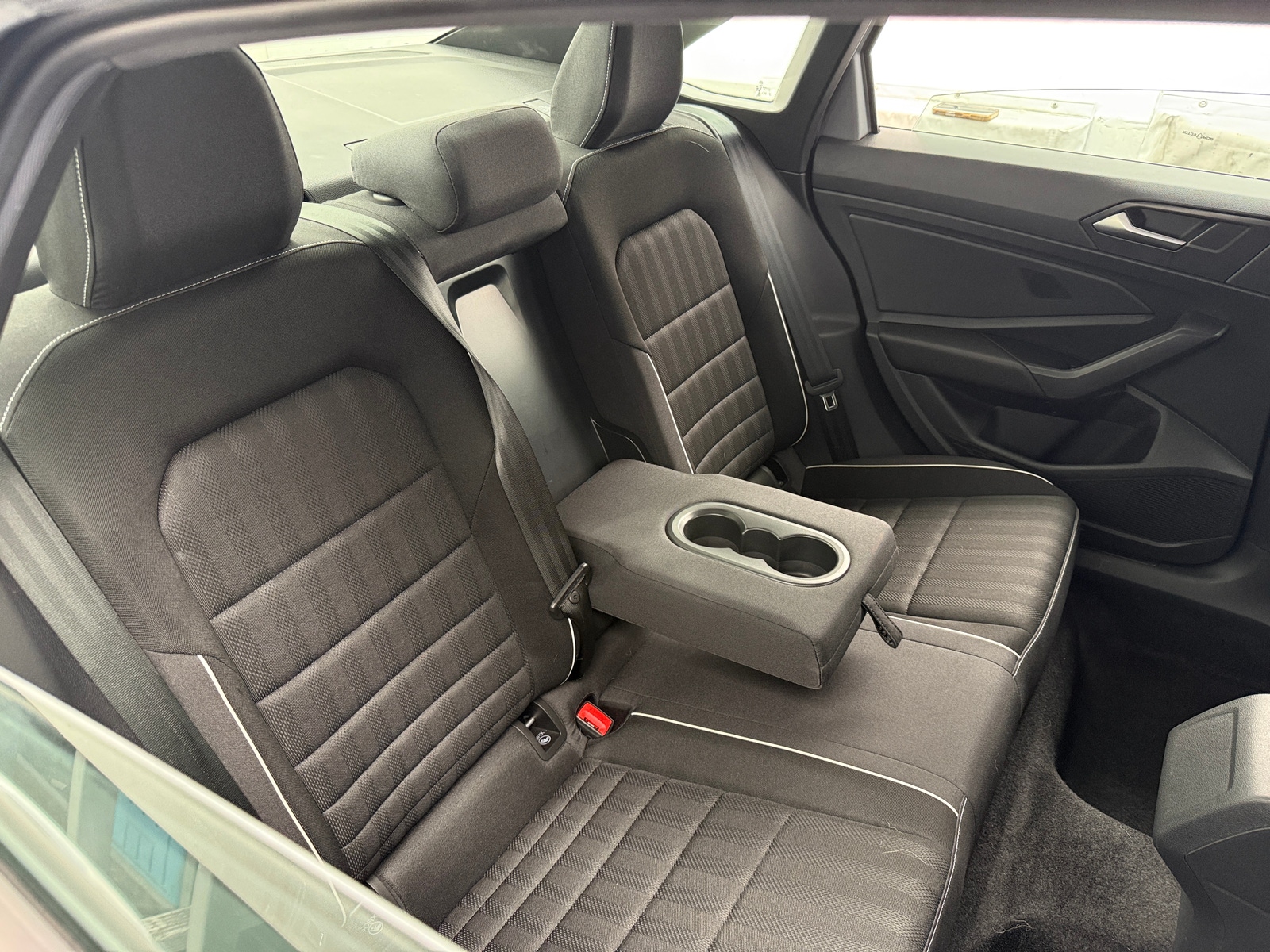 Thumbnail: 2023 Volkswagen Jetta - 6