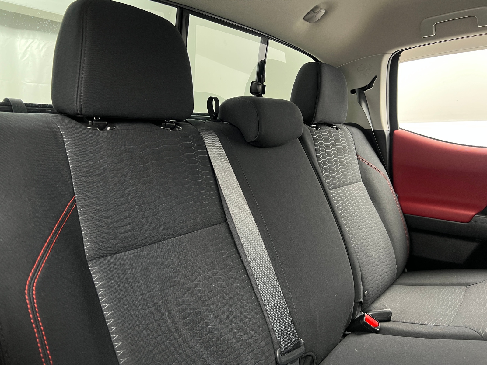 Thumbnail: 2018 Toyota Tacoma - 6