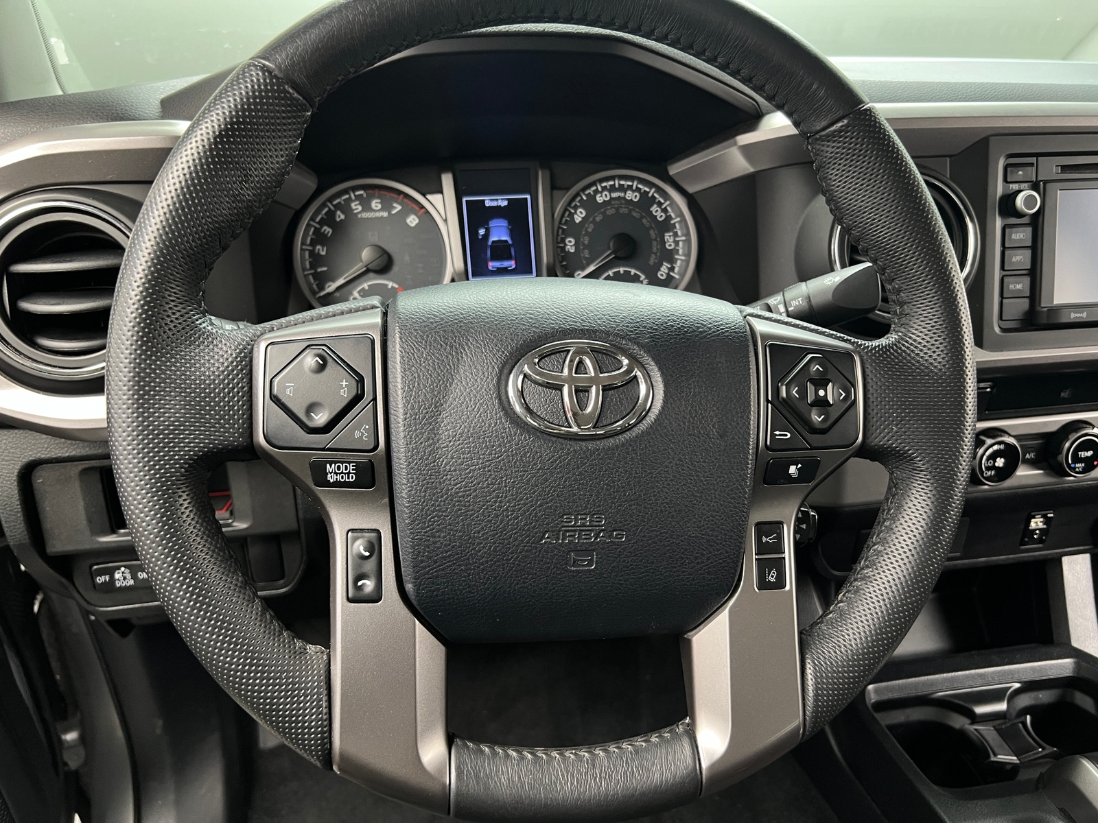 Thumbnail: 2018 Toyota Tacoma - 5