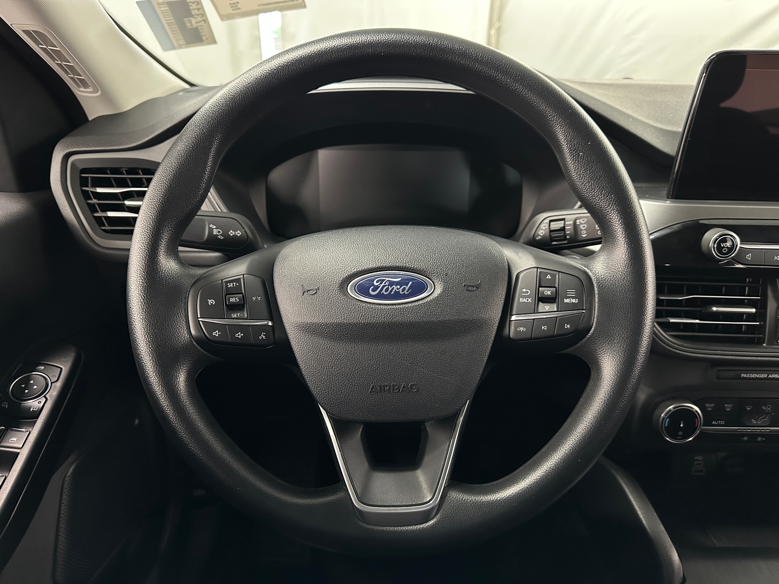 Thumbnail: 2025 Ford Escape - 5