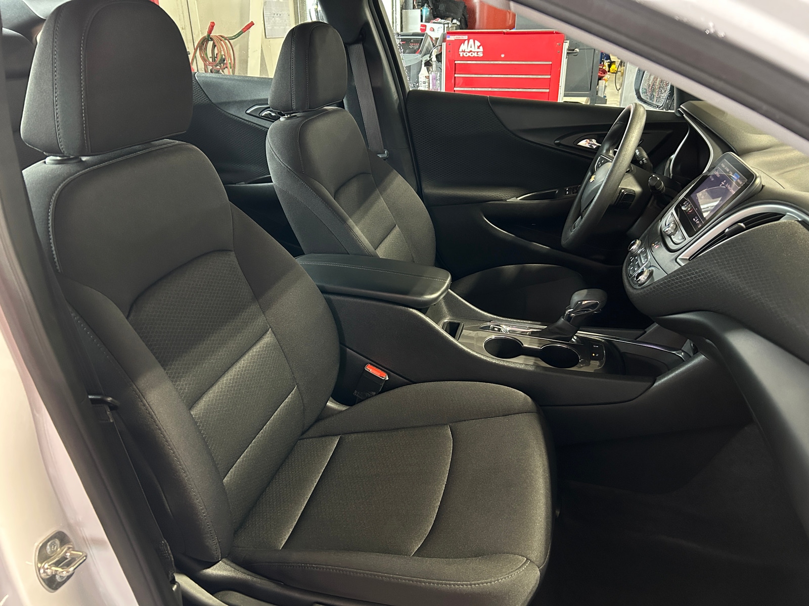 Thumbnail: 2024 Chevrolet Malibu - 2