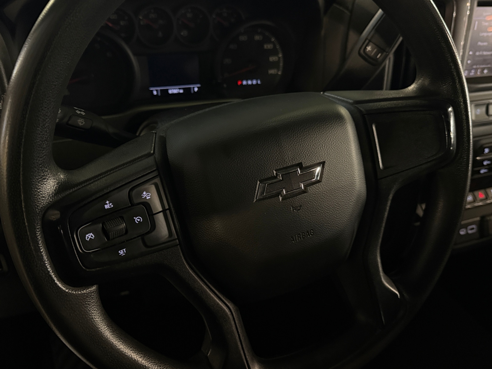 Thumbnail: 2022 Chevrolet Silverado 1500 - 5