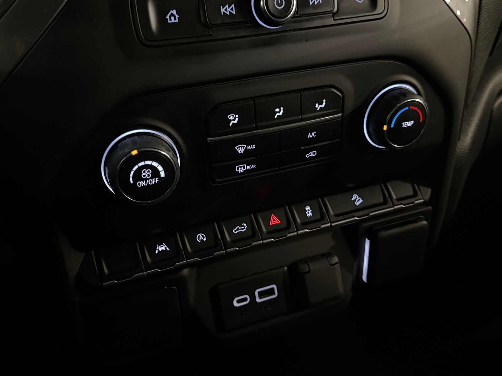 Thumbnail: 2022 Chevrolet Silverado 1500 - 4