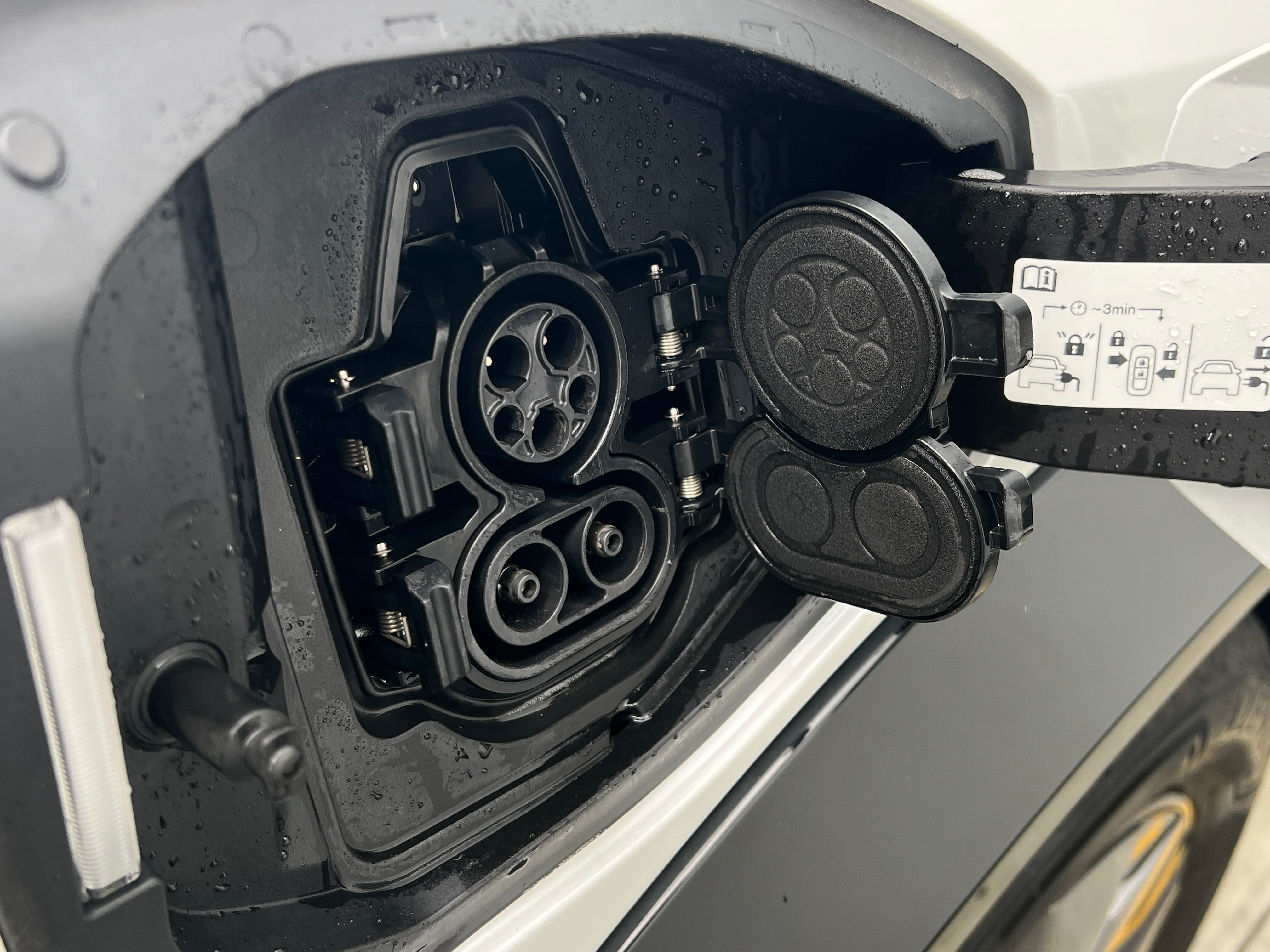 Used 2024 Nissan ARIYA Engage with VIN JN1AF0BA8RM432532 for sale in Oak Creek, WI