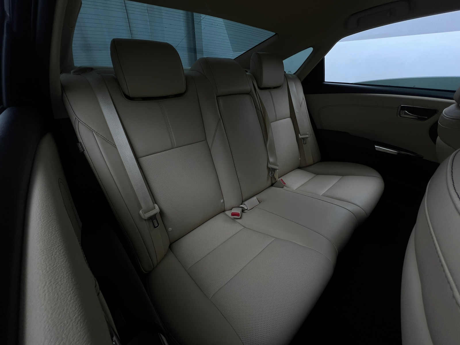 Thumbnail: 2018 Toyota Avalon - 5