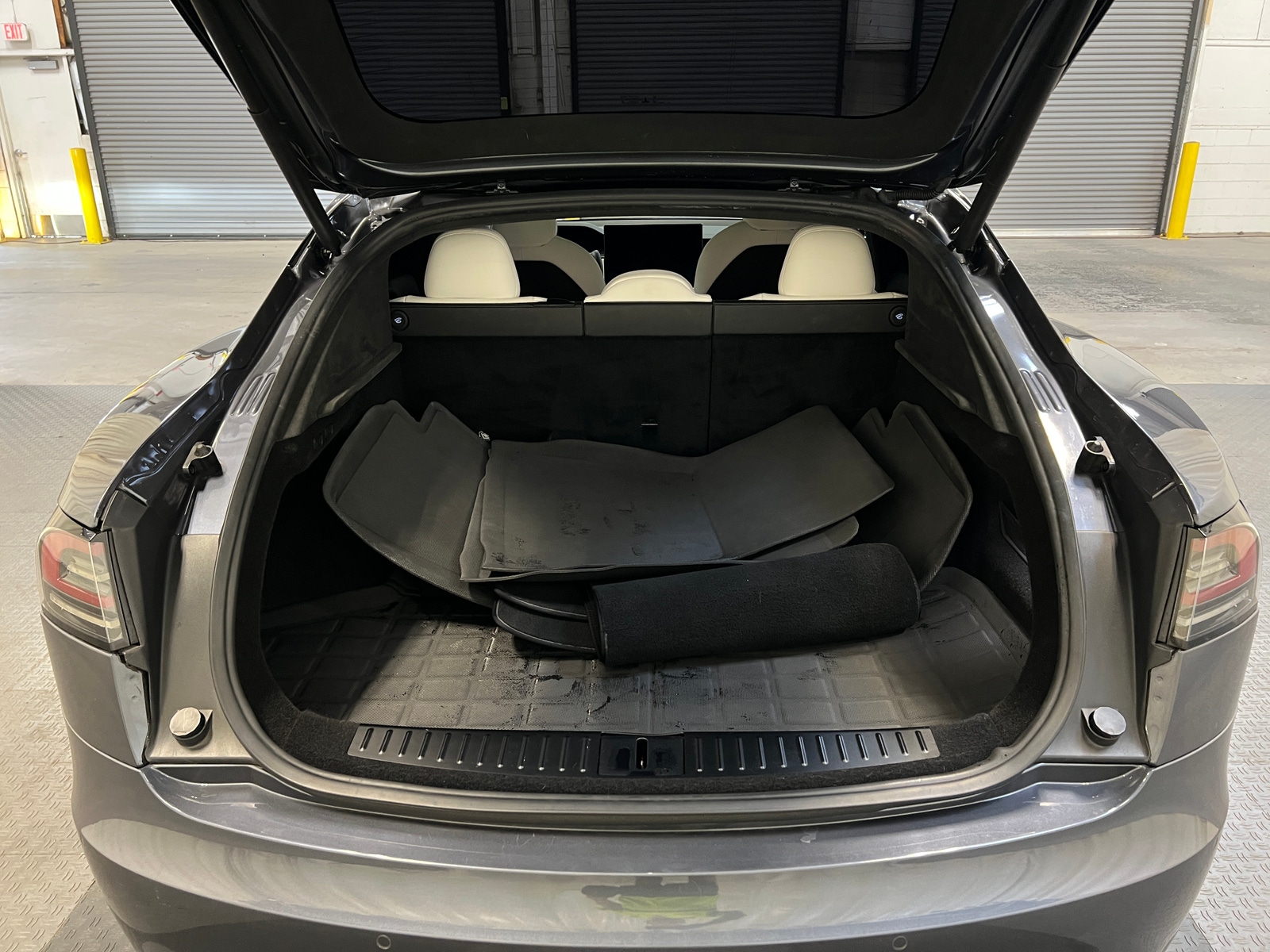 Thumbnail: 2022 Tesla Model S - 6