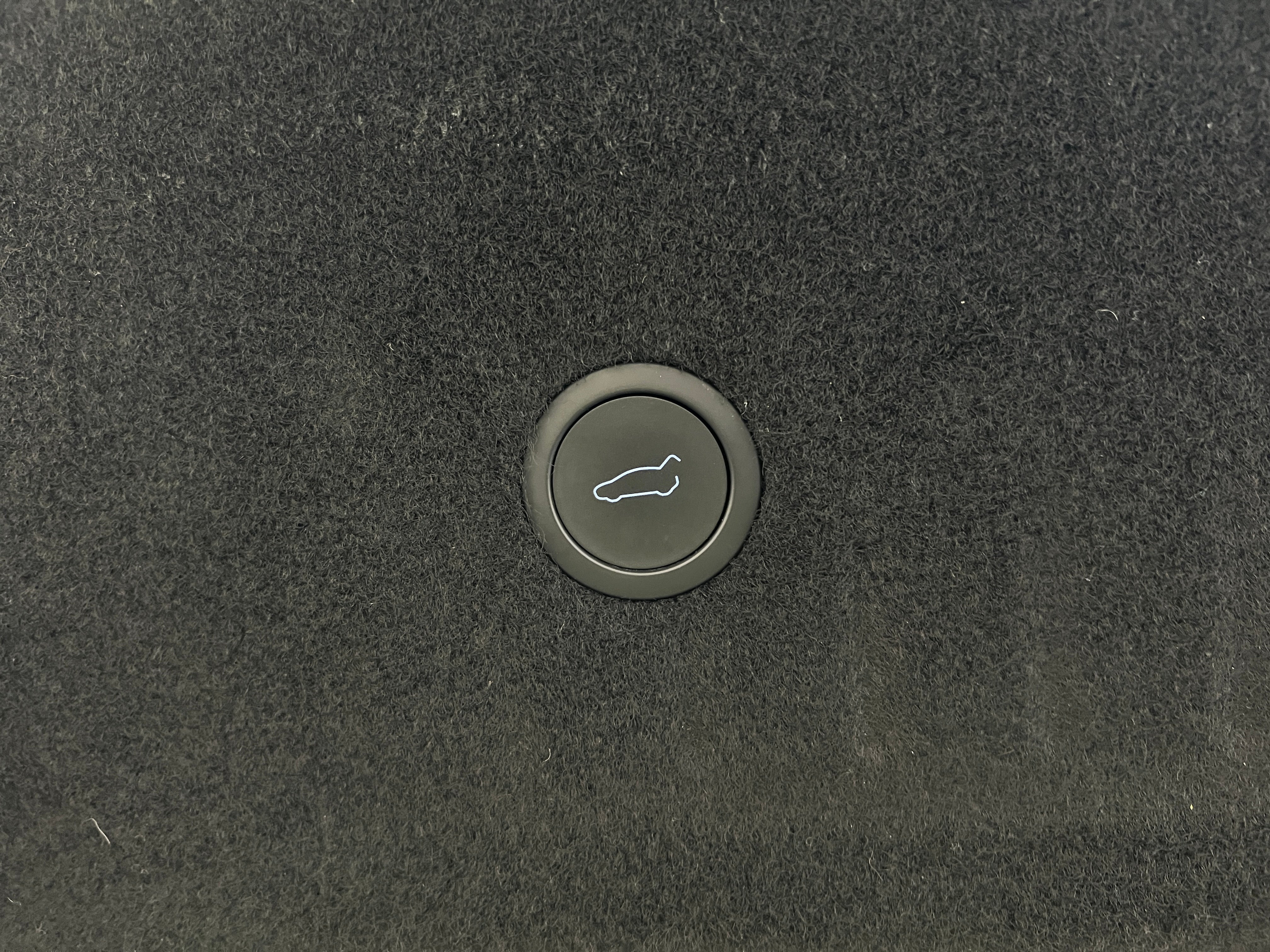 Used 2022 Tesla Model S Plaid with VIN 5YJSA1E65NF490680 for sale in Oak Creek, WI