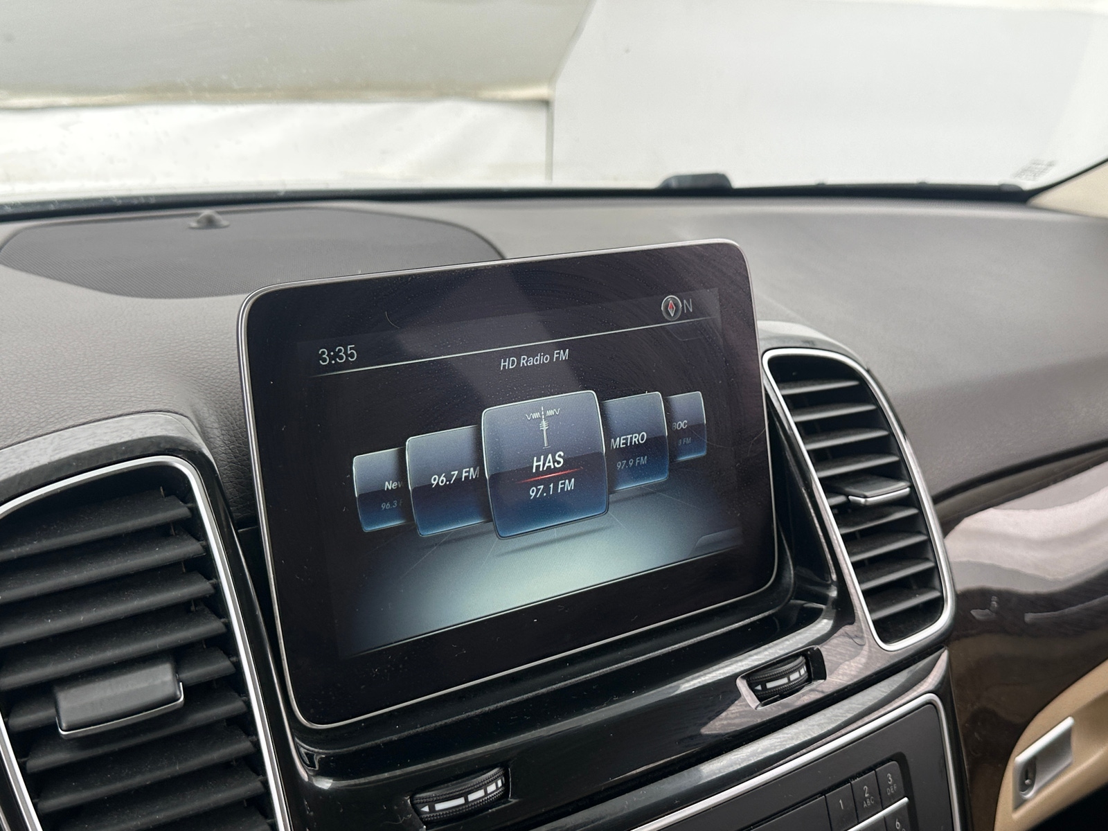 Thumbnail: 2018 Mercedes-Benz GLE - 3