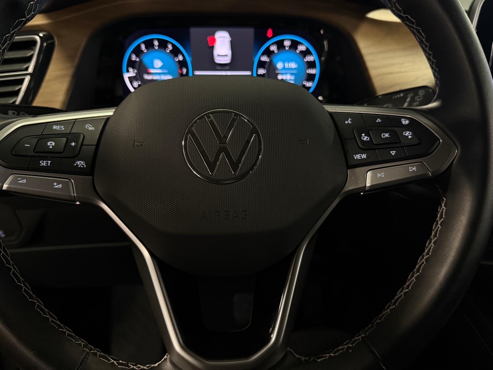 Thumbnail: 2025 Volkswagen Atlas - 4