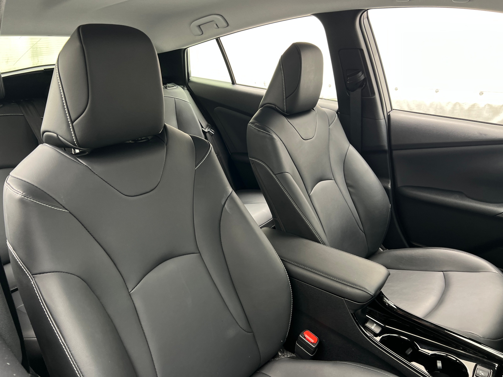 Thumbnail: 2022 Toyota Prius Prime - 2