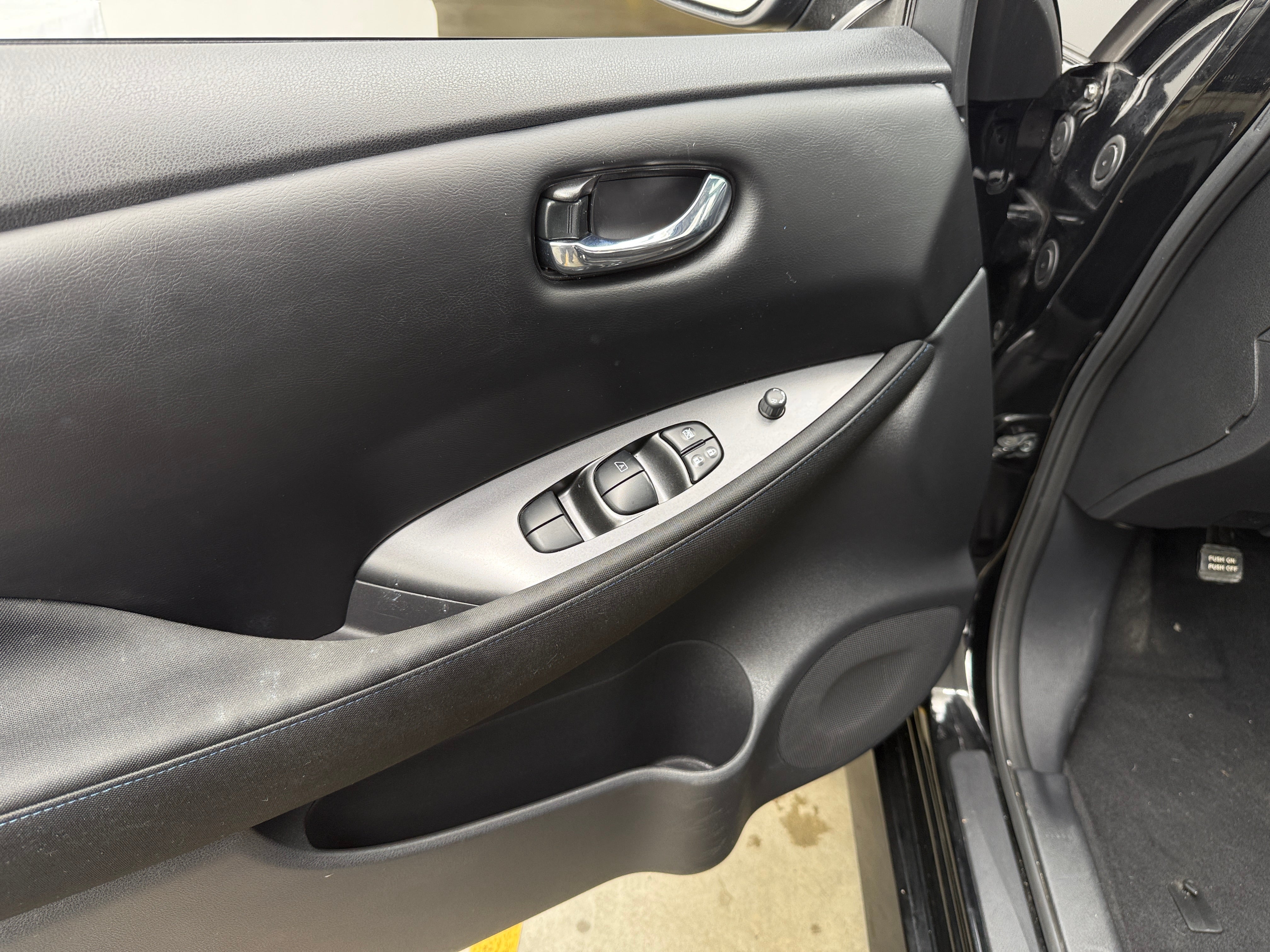 Used 2020 Nissan Leaf S with VIN 1N4AZ1BP2LC309309 for sale in Oak Creek, WI