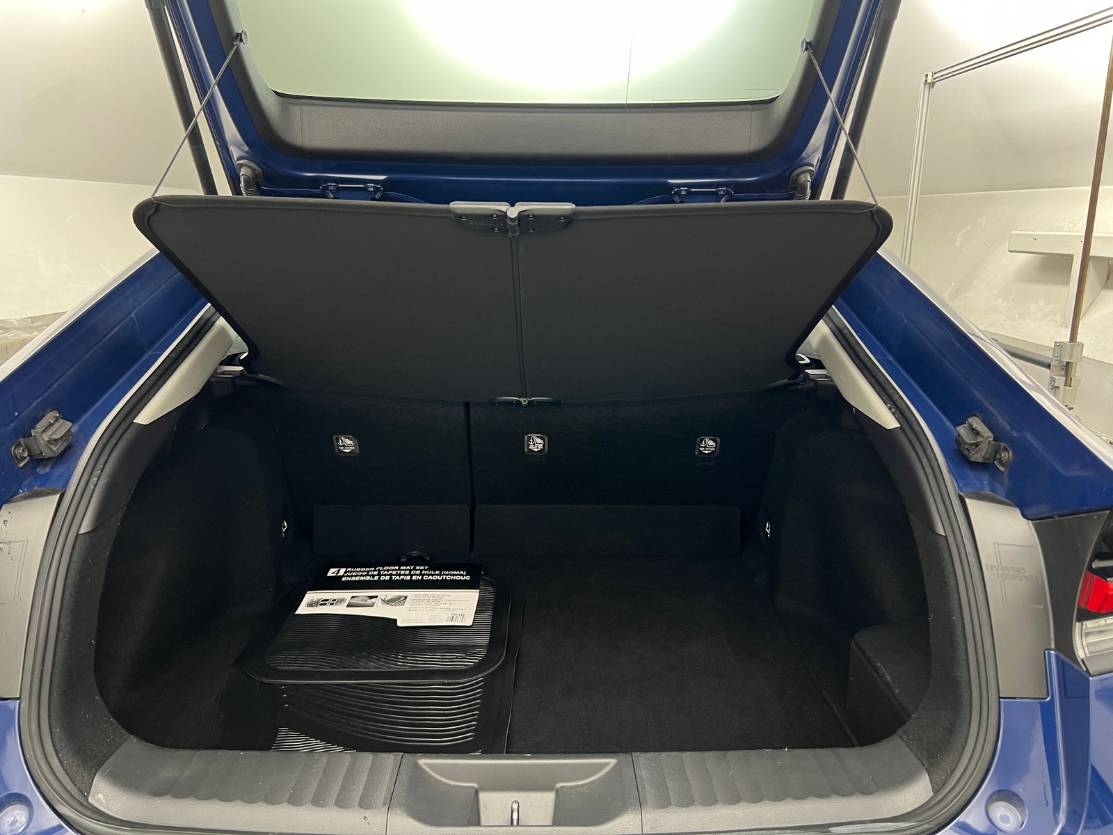 Thumbnail: 2025 Toyota Prius - 7