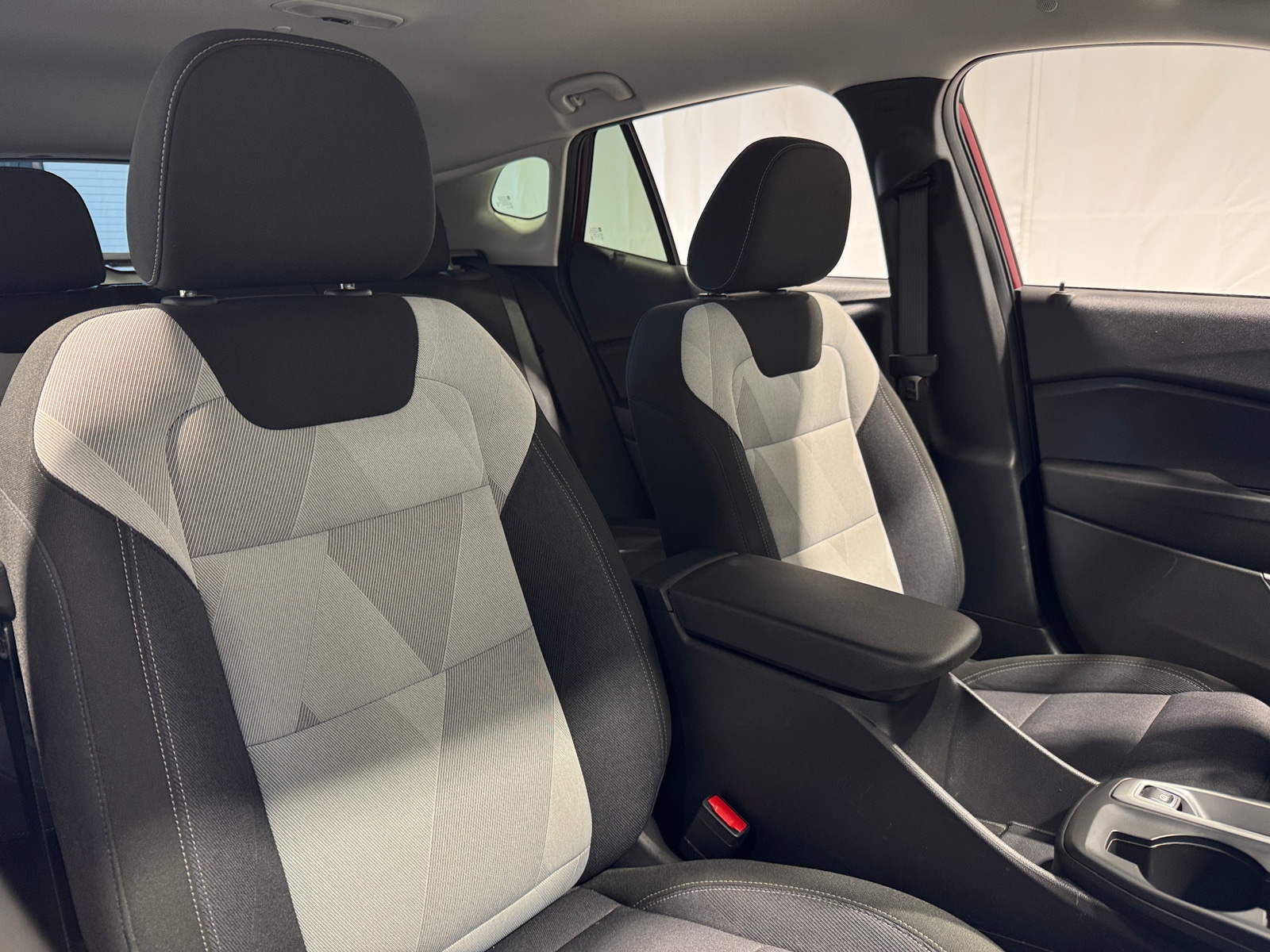 Thumbnail: 2025 Chevrolet Trax - 2