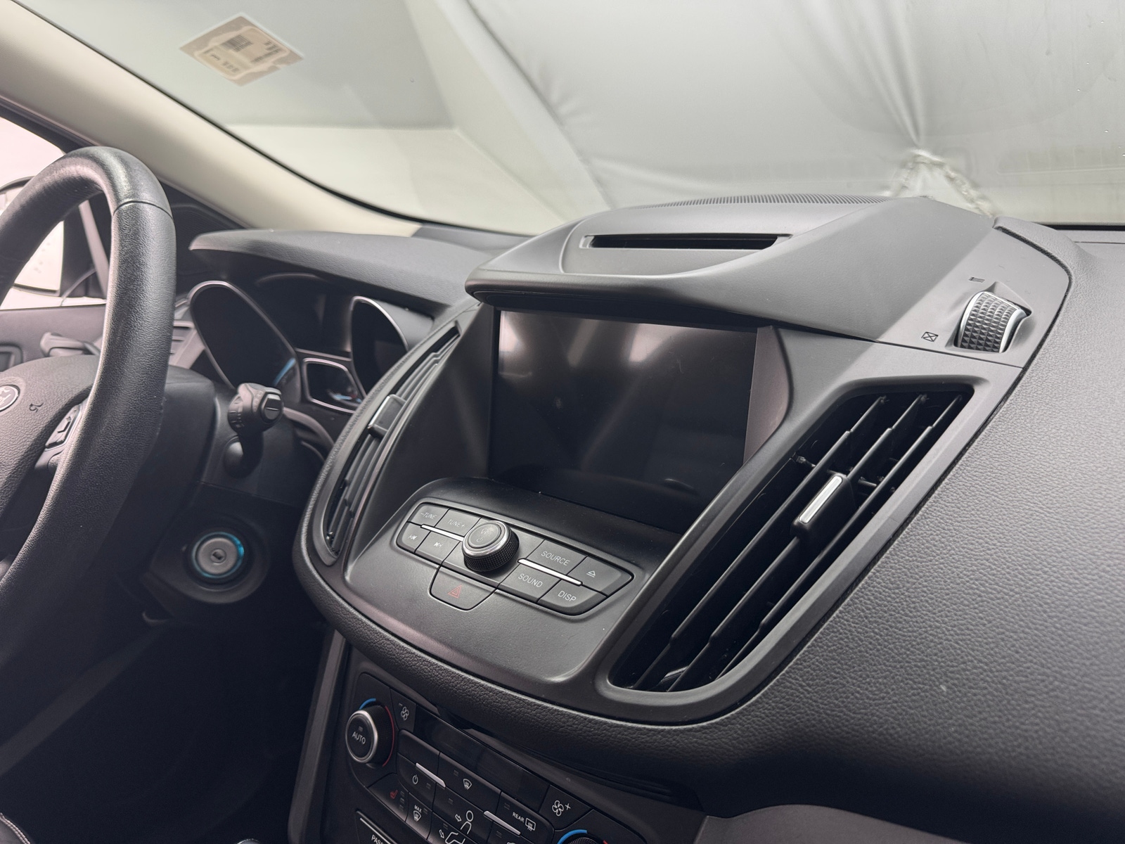 Thumbnail: 2018 Ford Escape - 3