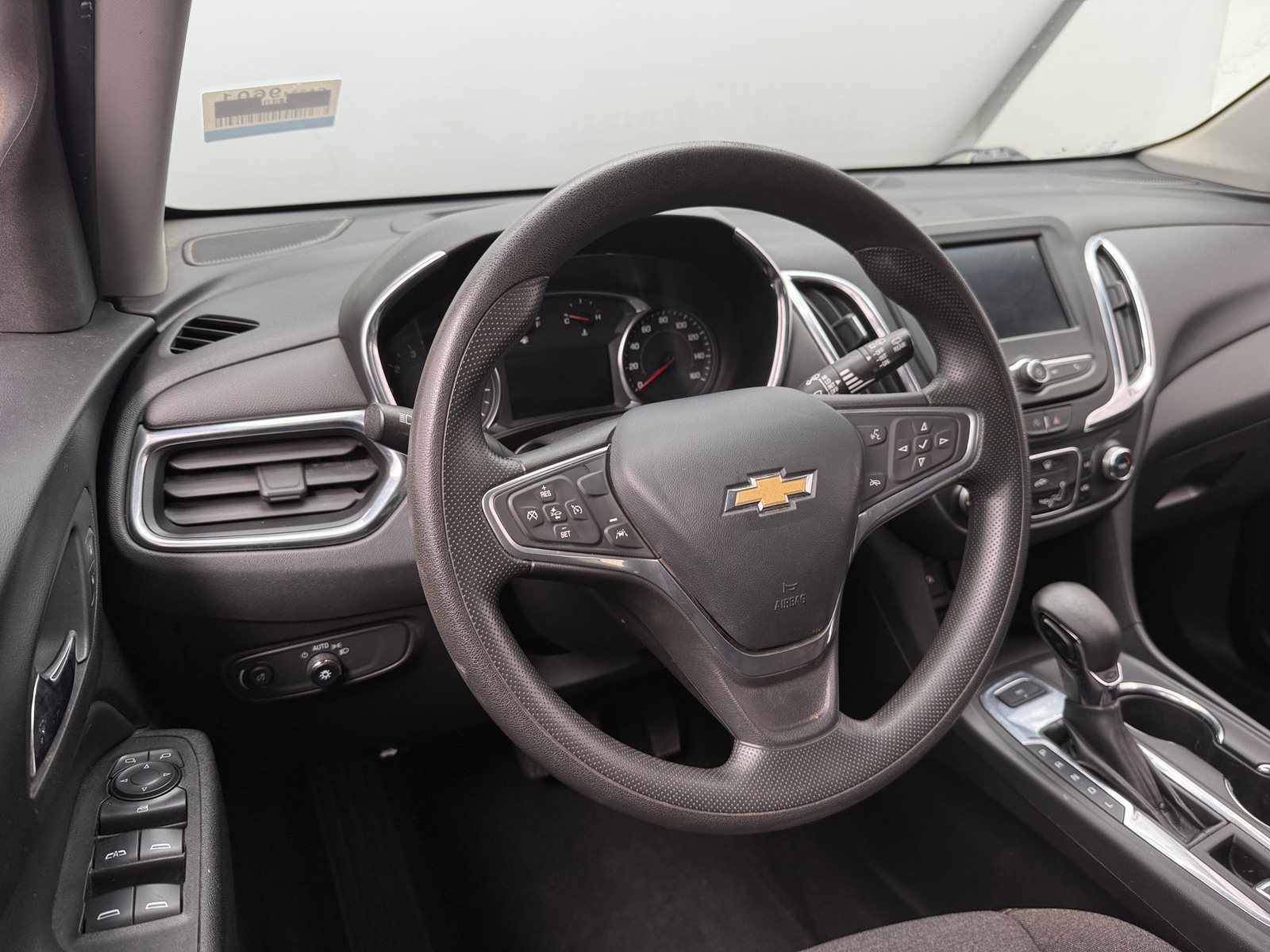 Thumbnail: 2023 Chevrolet Equinox - 5