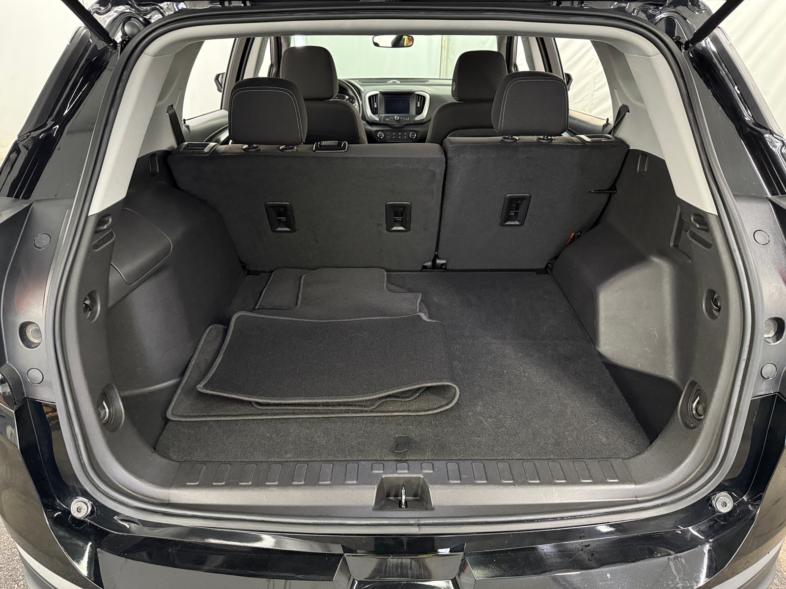 Thumbnail: 2024 GMC Terrain - 7