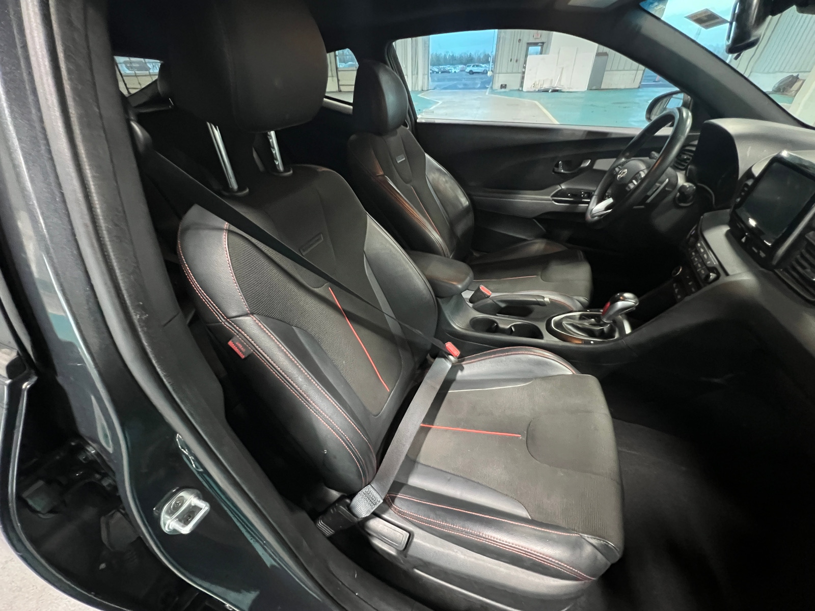 Thumbnail: 2019 Hyundai Veloster - 2