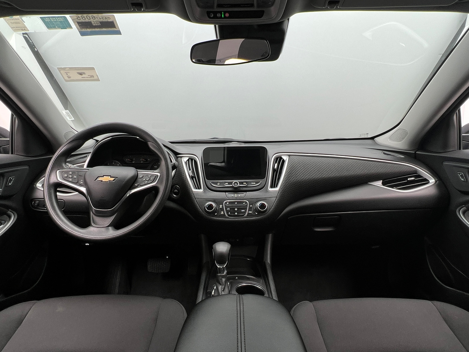 Thumbnail: 2023 Chevrolet Malibu - 3