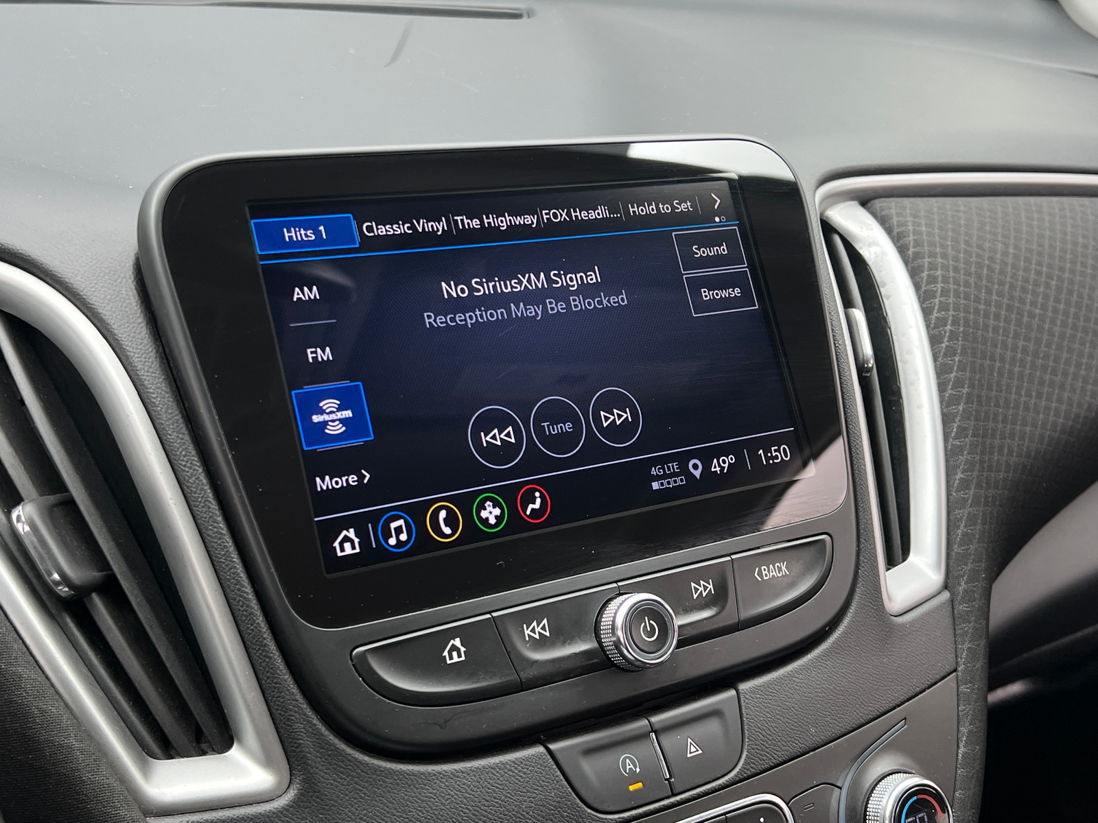 Thumbnail: 2023 Chevrolet Malibu - 4