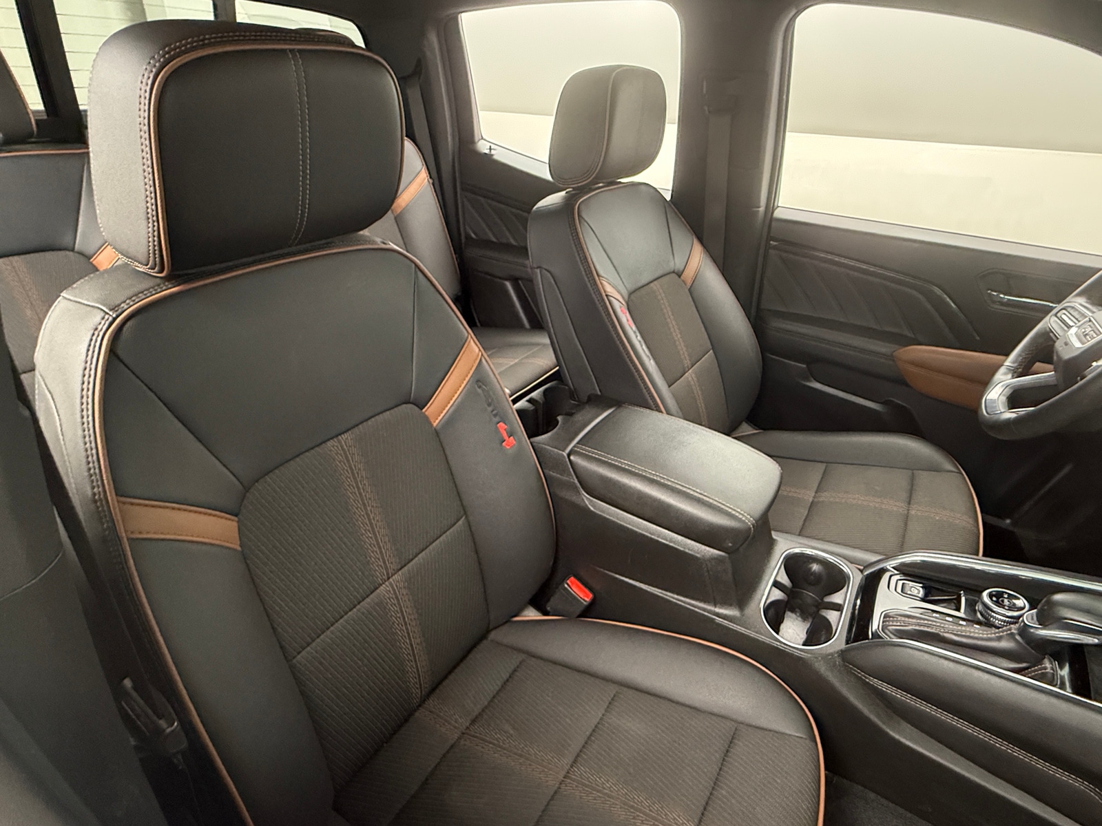 Thumbnail: 2023 GMC Canyon - 2