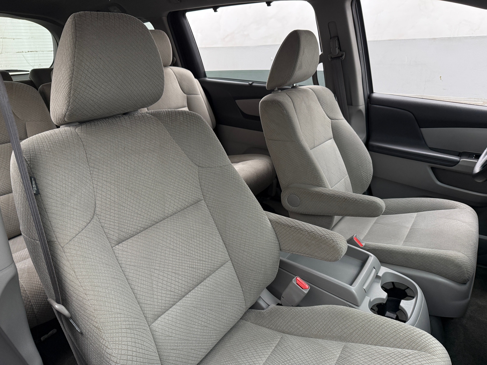 Thumbnail: 2014 Honda Odyssey - 2