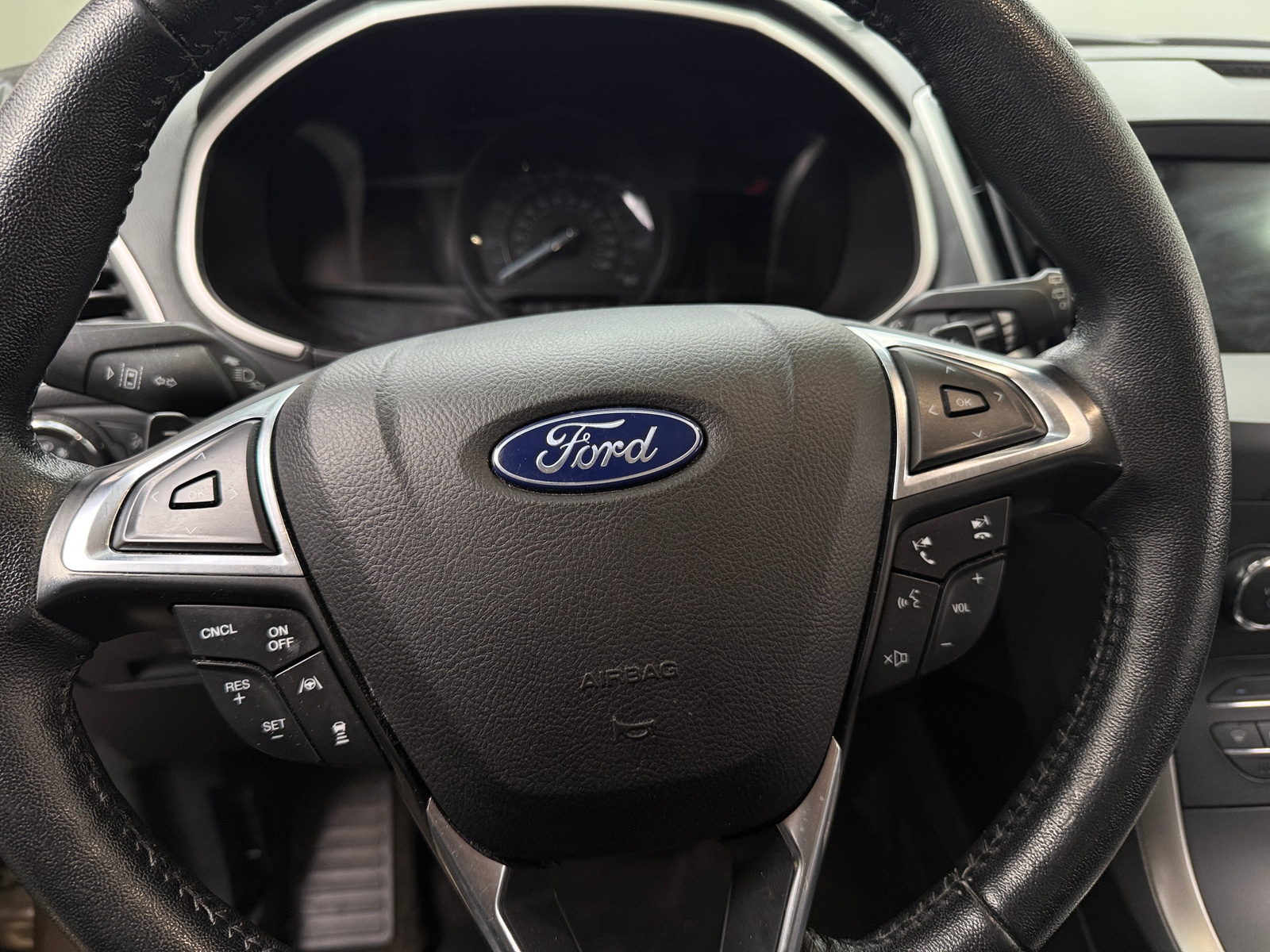 Thumbnail: 2020 Ford Edge - 4