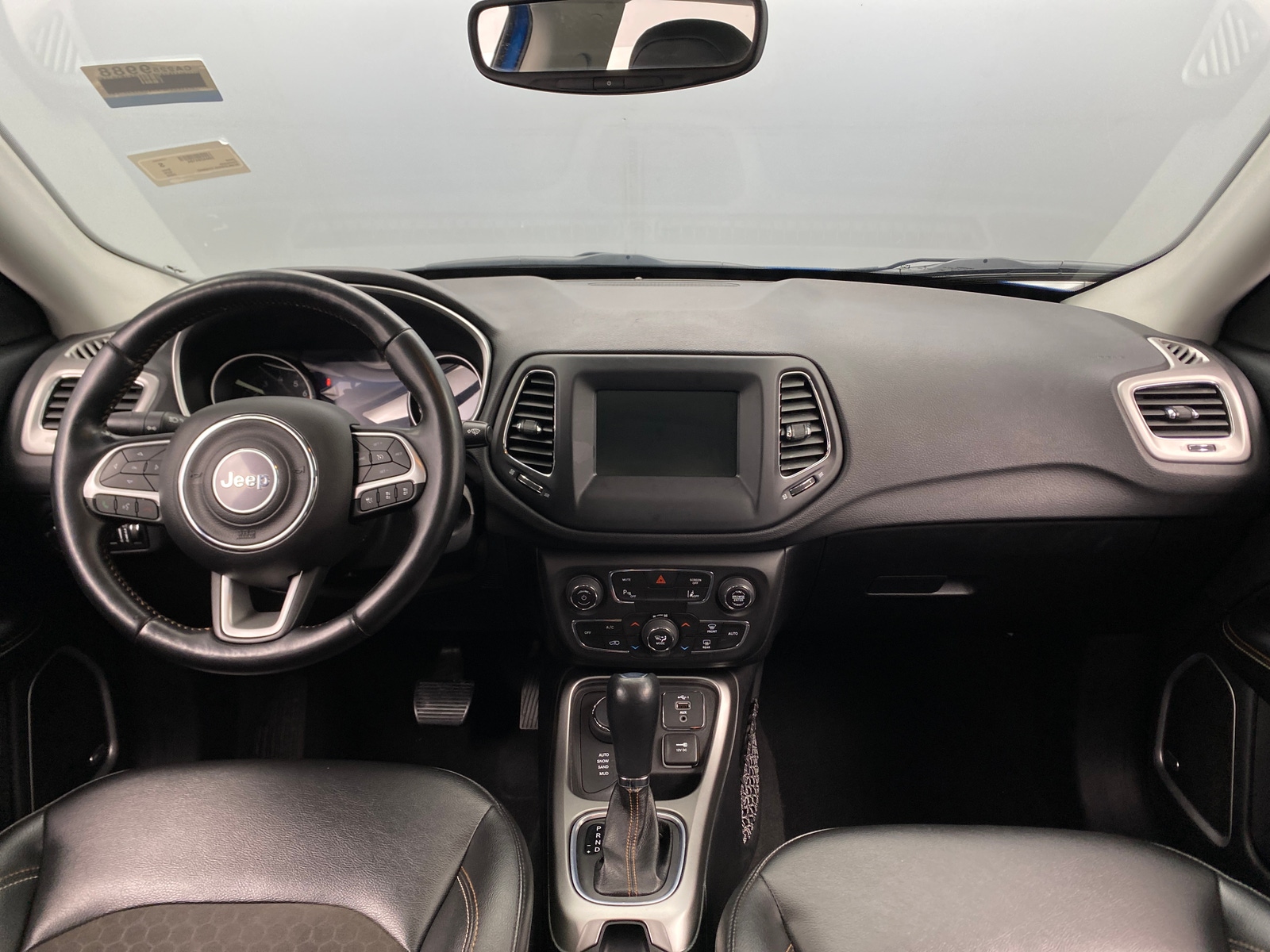 Thumbnail: 2020 Jeep Compass - 3