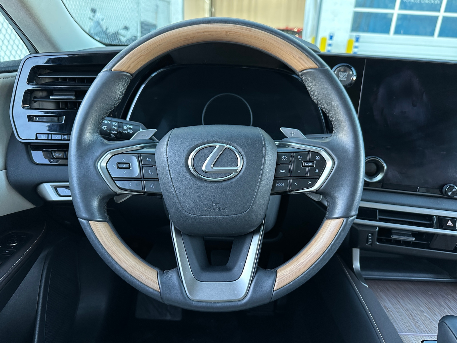 Thumbnail: 2024 Lexus RX - 4