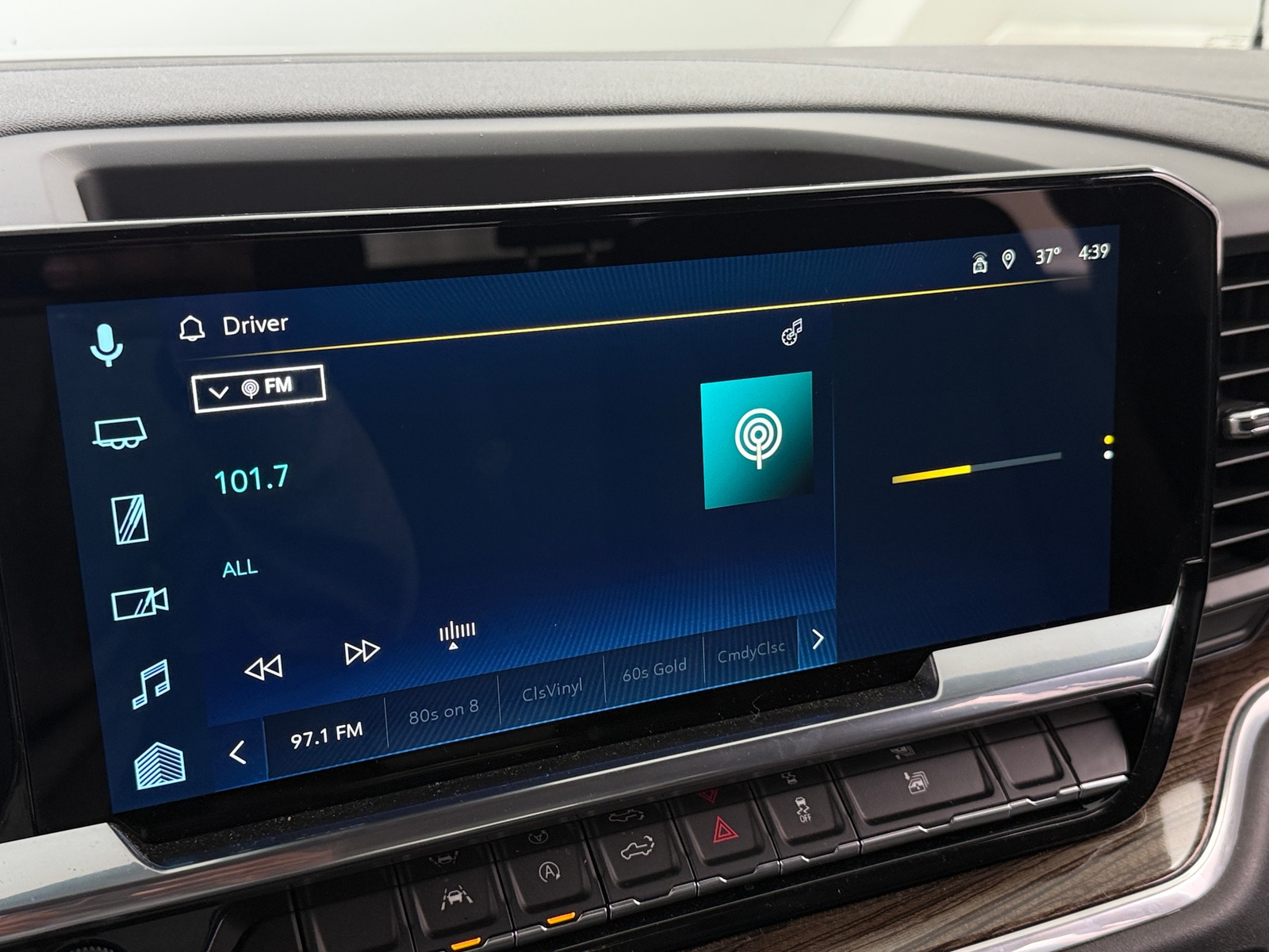 Thumbnail: 2025 Chevrolet Silverado 1500 - 4