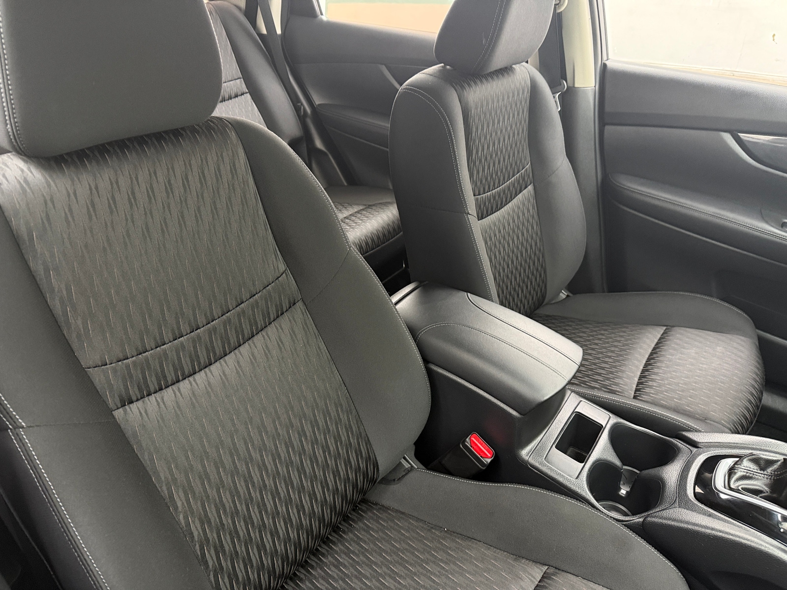 Thumbnail: 2020 Nissan Rogue - 2