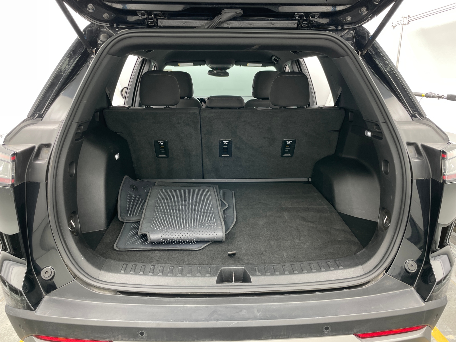 Thumbnail: 2025 Chevrolet Equinox - 7