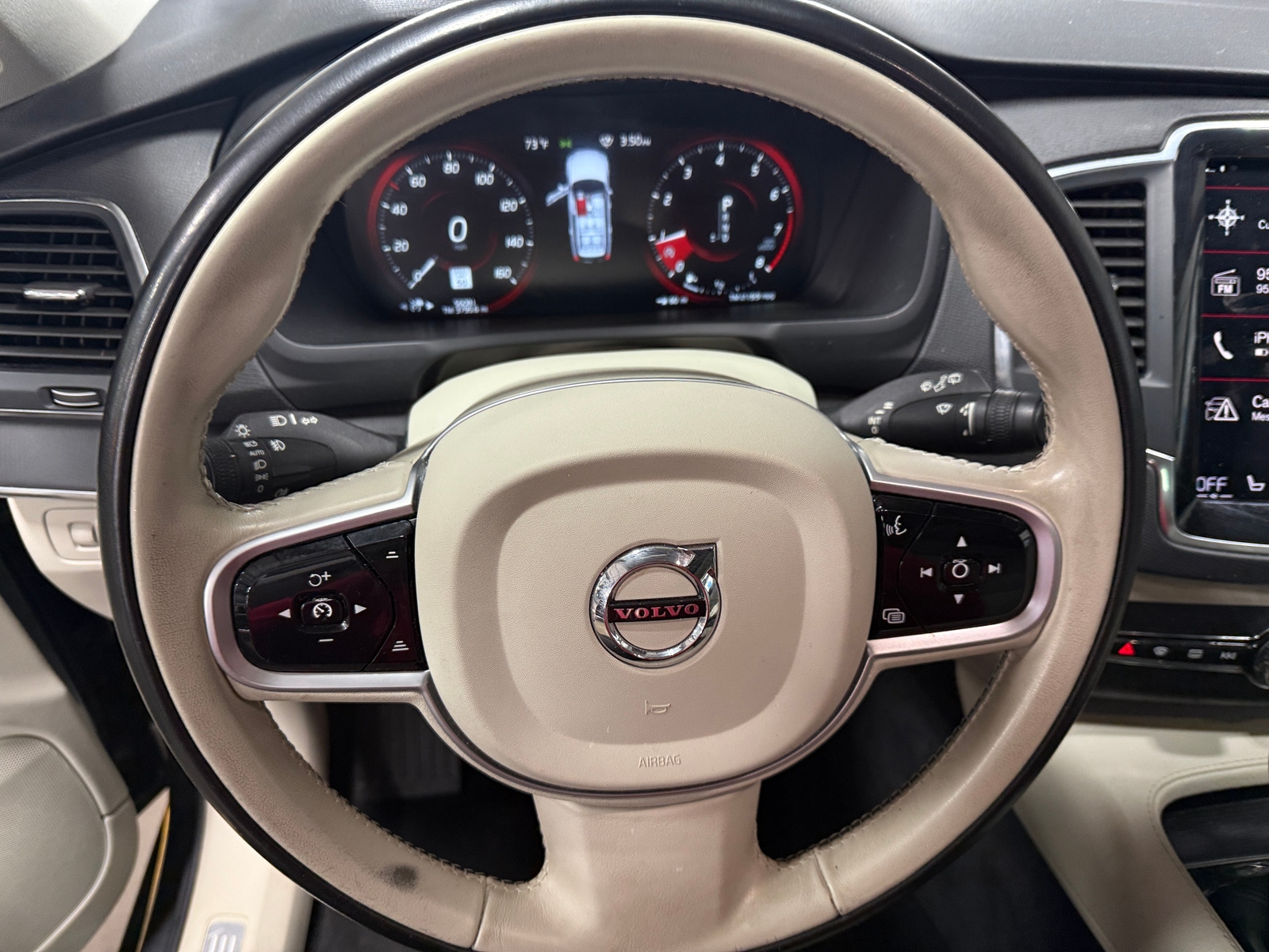 Thumbnail: 2020 Volvo XC90 - 4