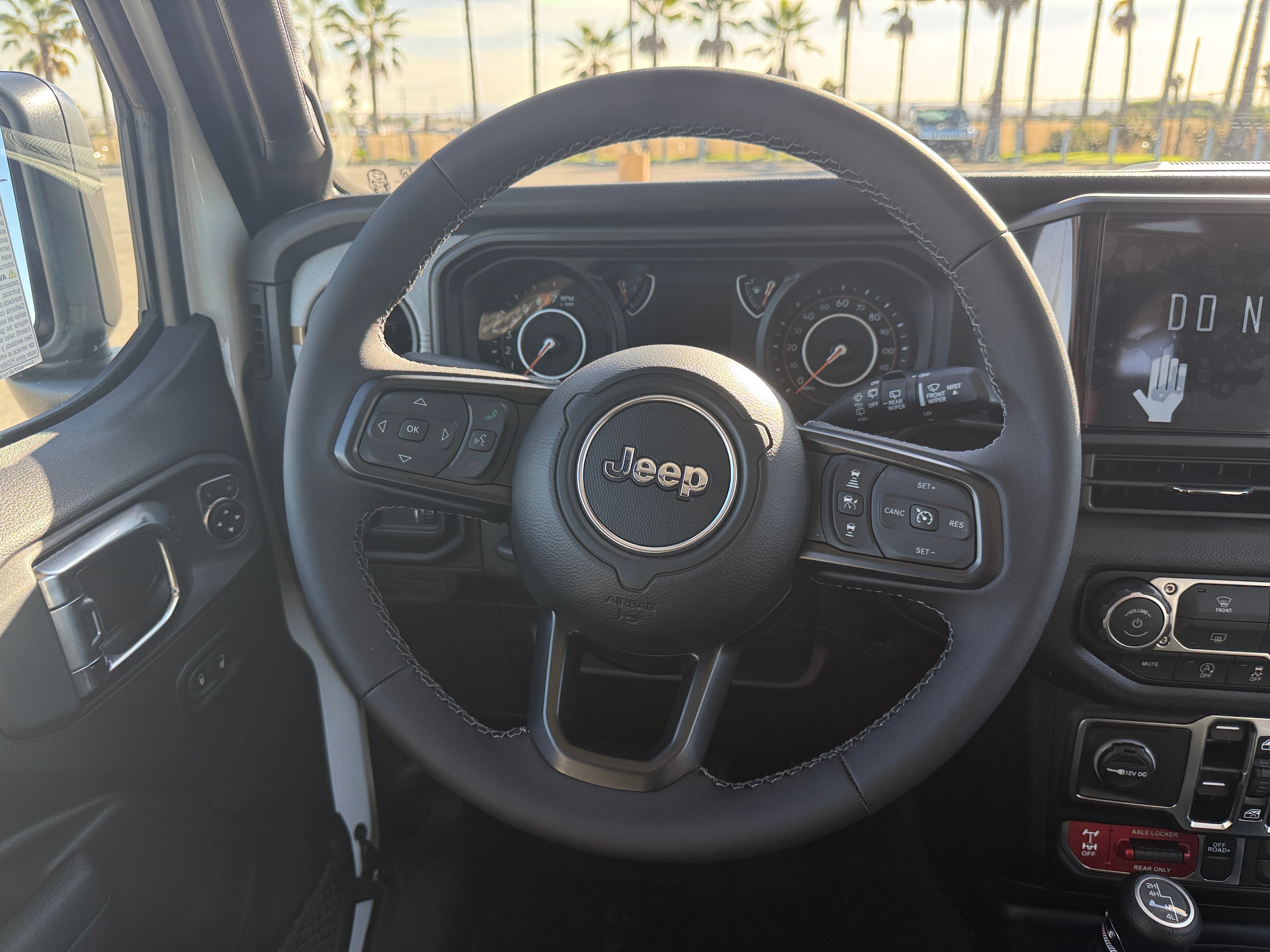 2026 Jeep Wrangler 4-Door Willys - Photo 8