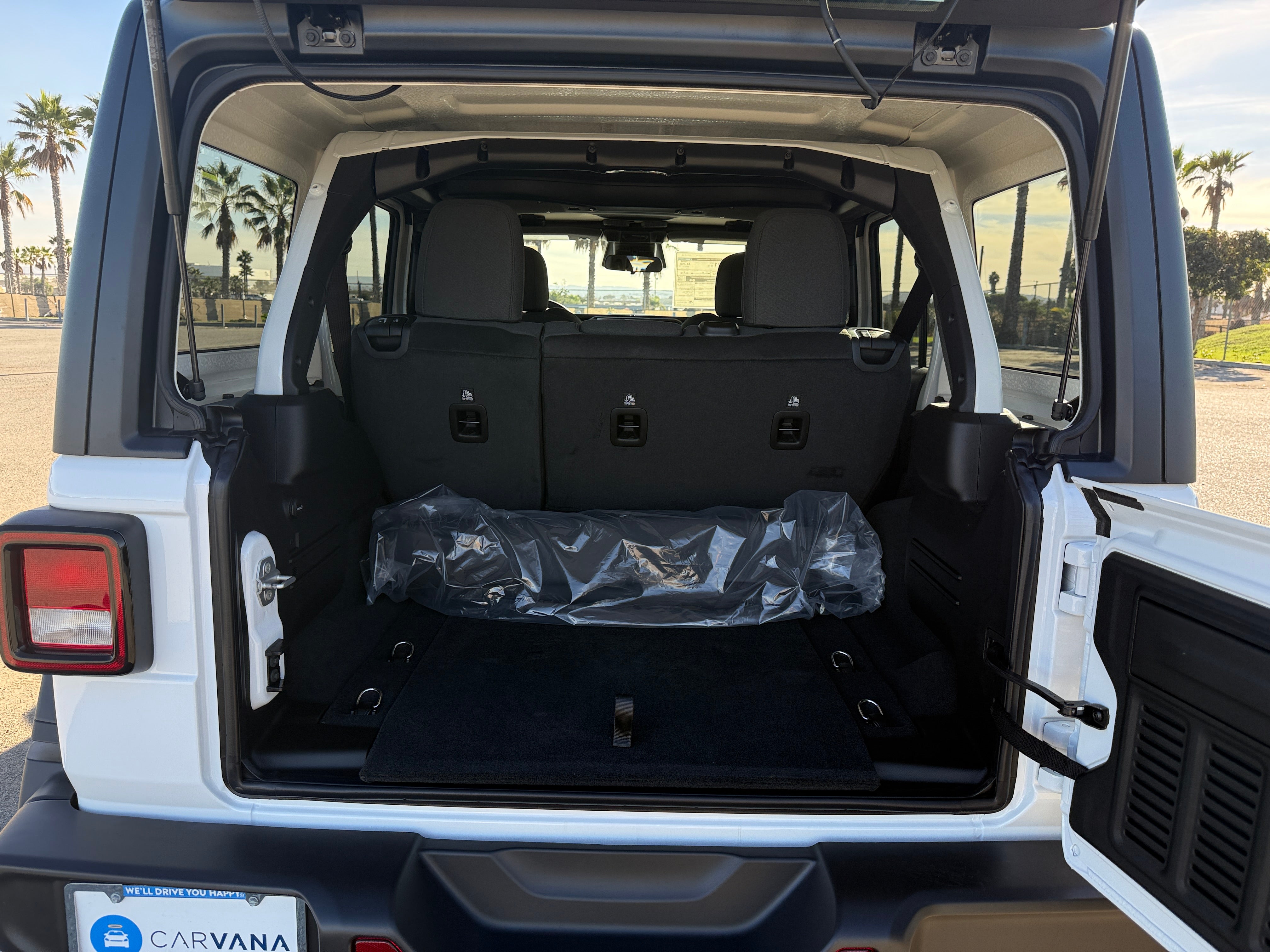 2026 Jeep Wrangler 4-Door Willys - Photo 9