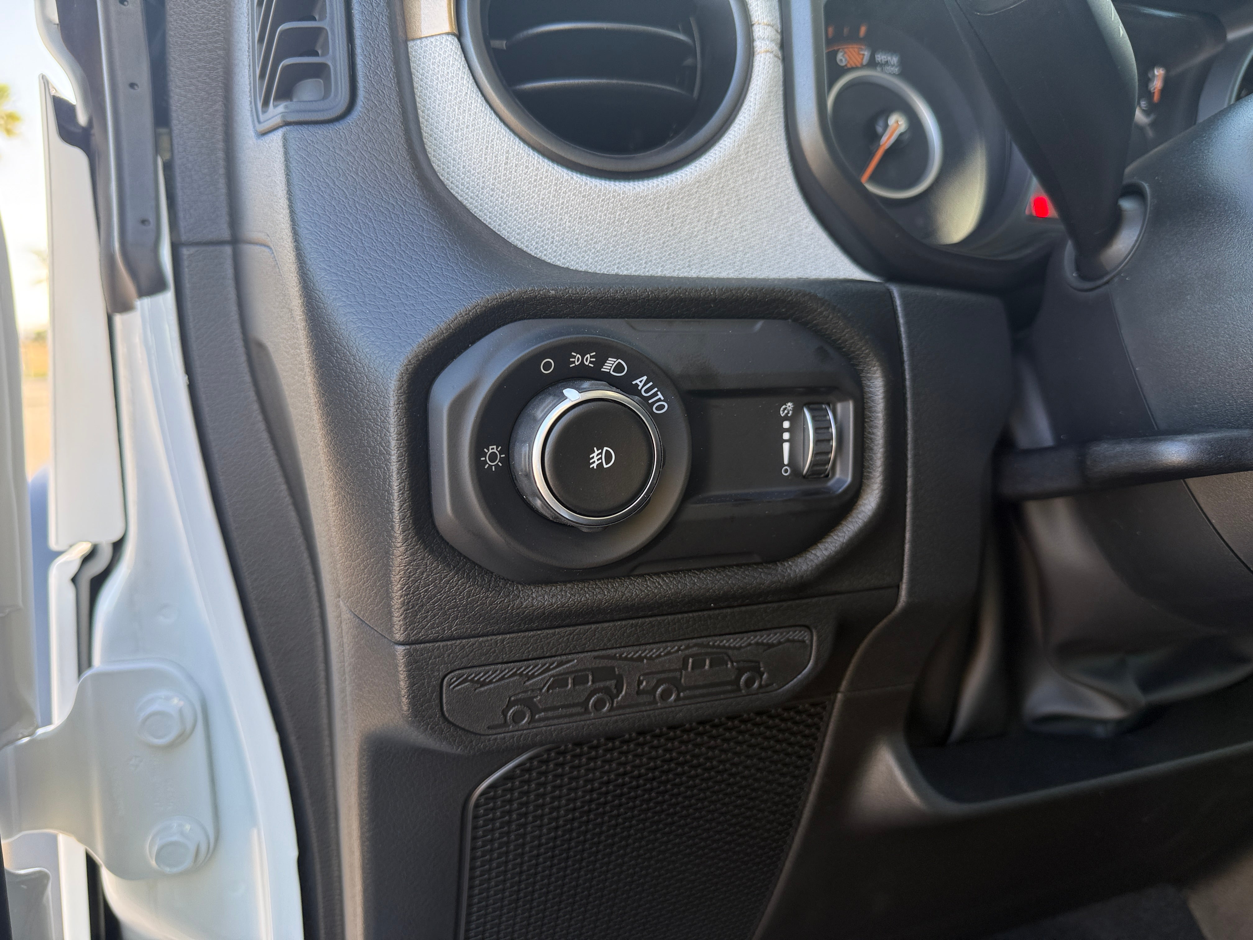 2026 Jeep Wrangler 4-Door Willys - Photo 11