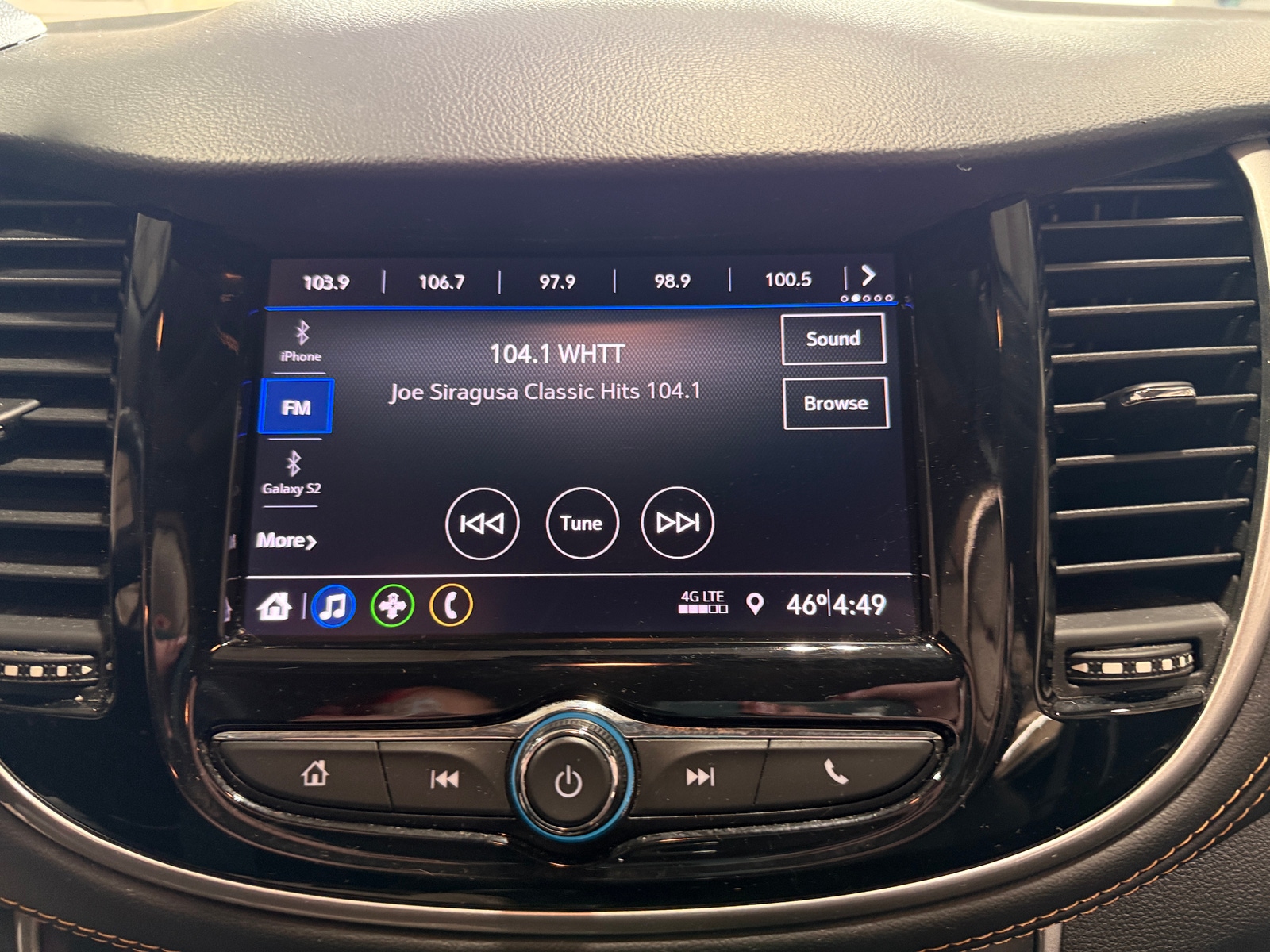 Thumbnail: 2020 Chevrolet Trax - 4