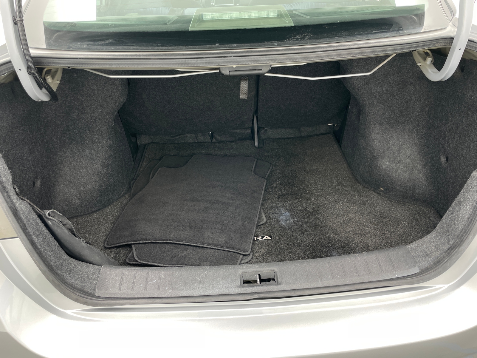 Thumbnail: 2019 Nissan Sentra - 7