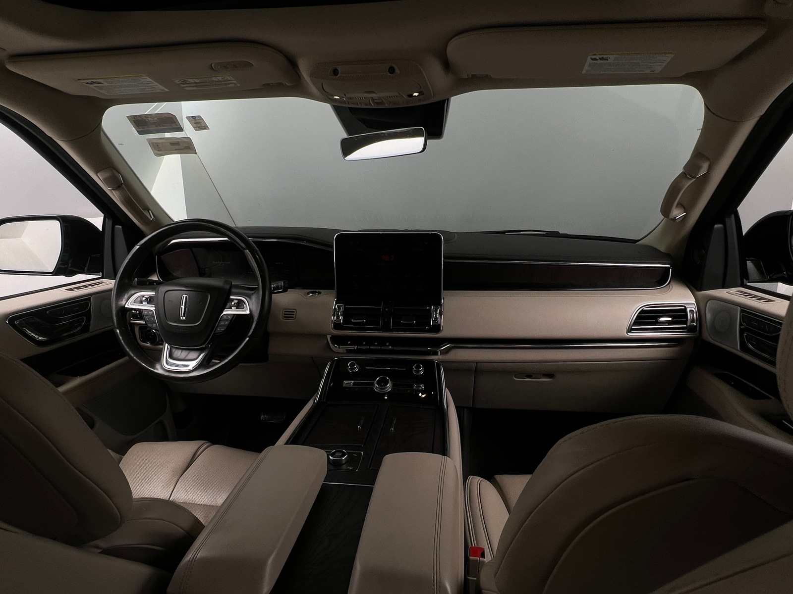 Thumbnail: 2021 Lincoln Navigator - 2