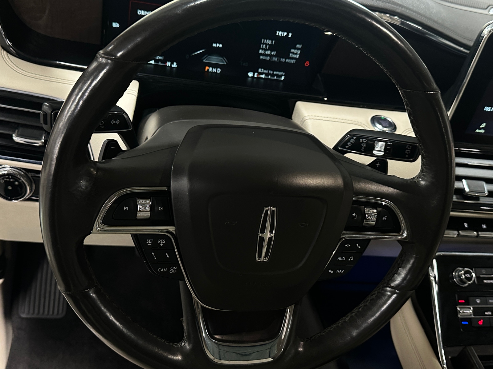 Thumbnail: 2021 Lincoln Navigator - 4