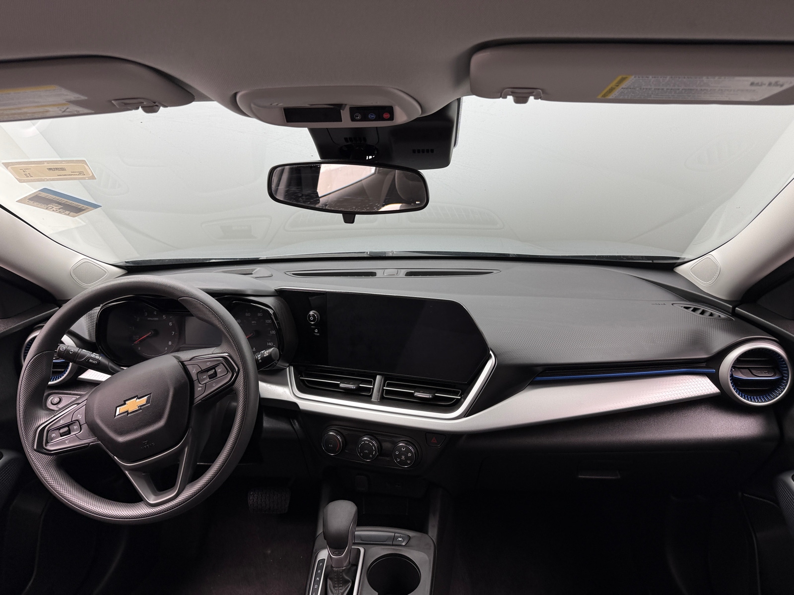 Thumbnail: 2025 Chevrolet Trax - 3