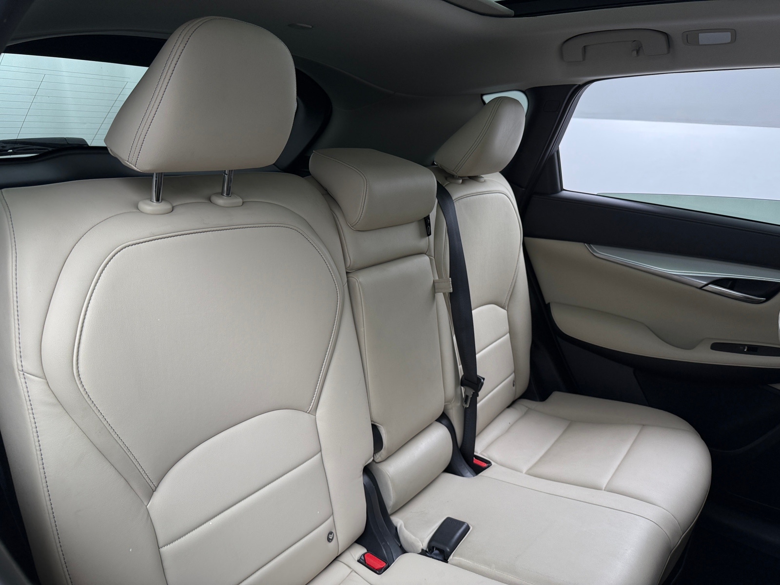 Thumbnail: 2019 INFINITI QX50 - 5