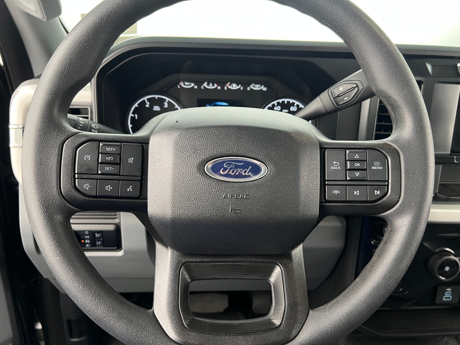 Thumbnail: 2024 Ford Econoline - 5