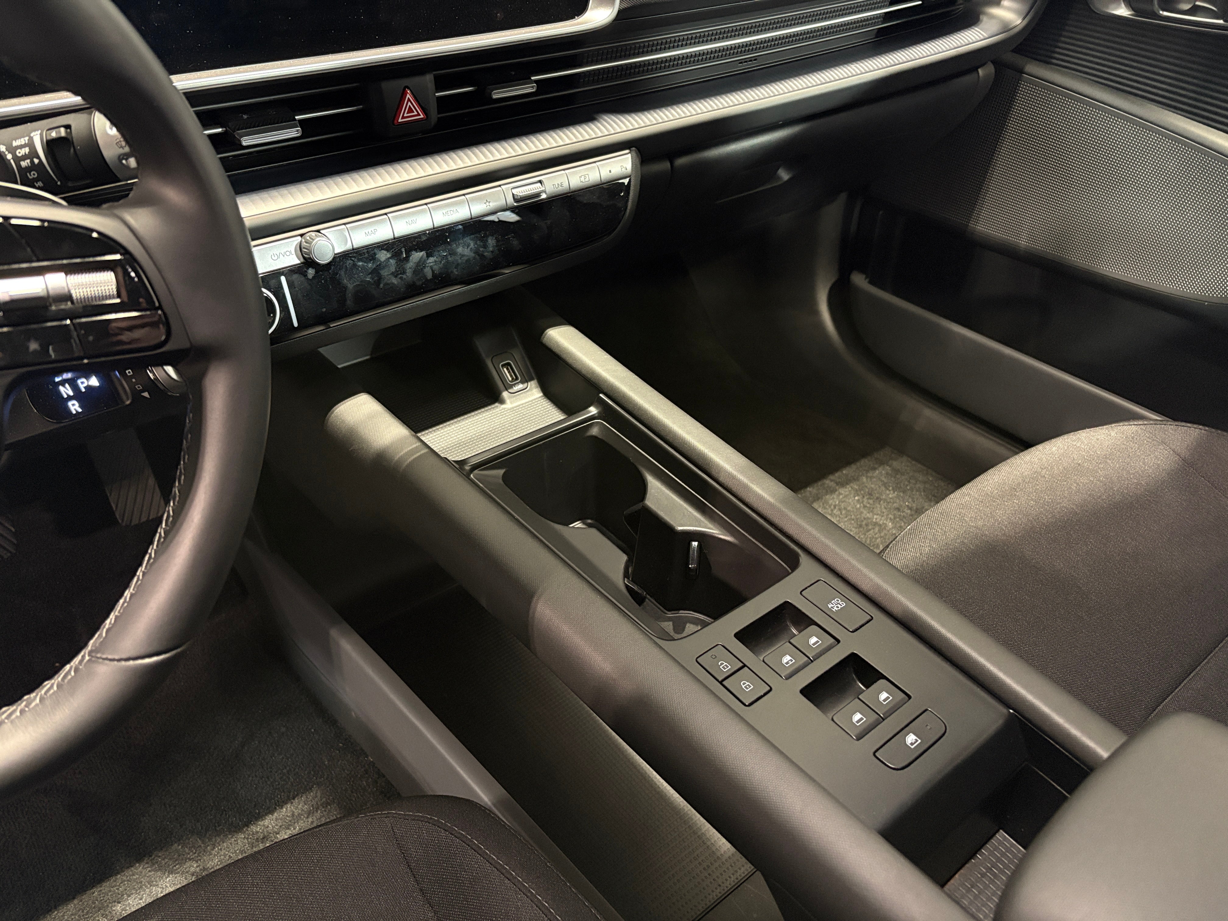 Used 2024 Hyundai IONIQ 6 SE with VIN KMHM24AA1RA070247 for sale in Oak Creek, WI