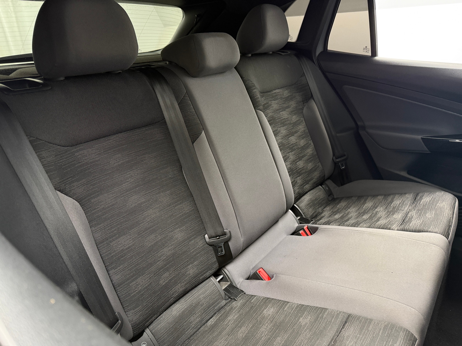 Thumbnail: 2021 Volkswagen ID.4 - 6