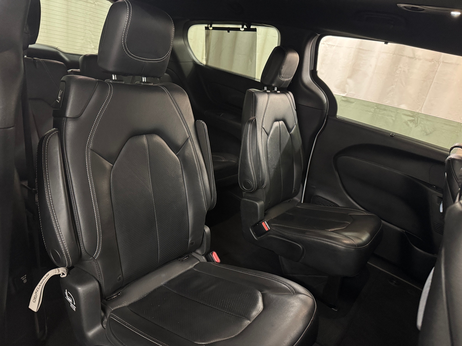 Thumbnail: 2020 Chrysler Pacifica - 5