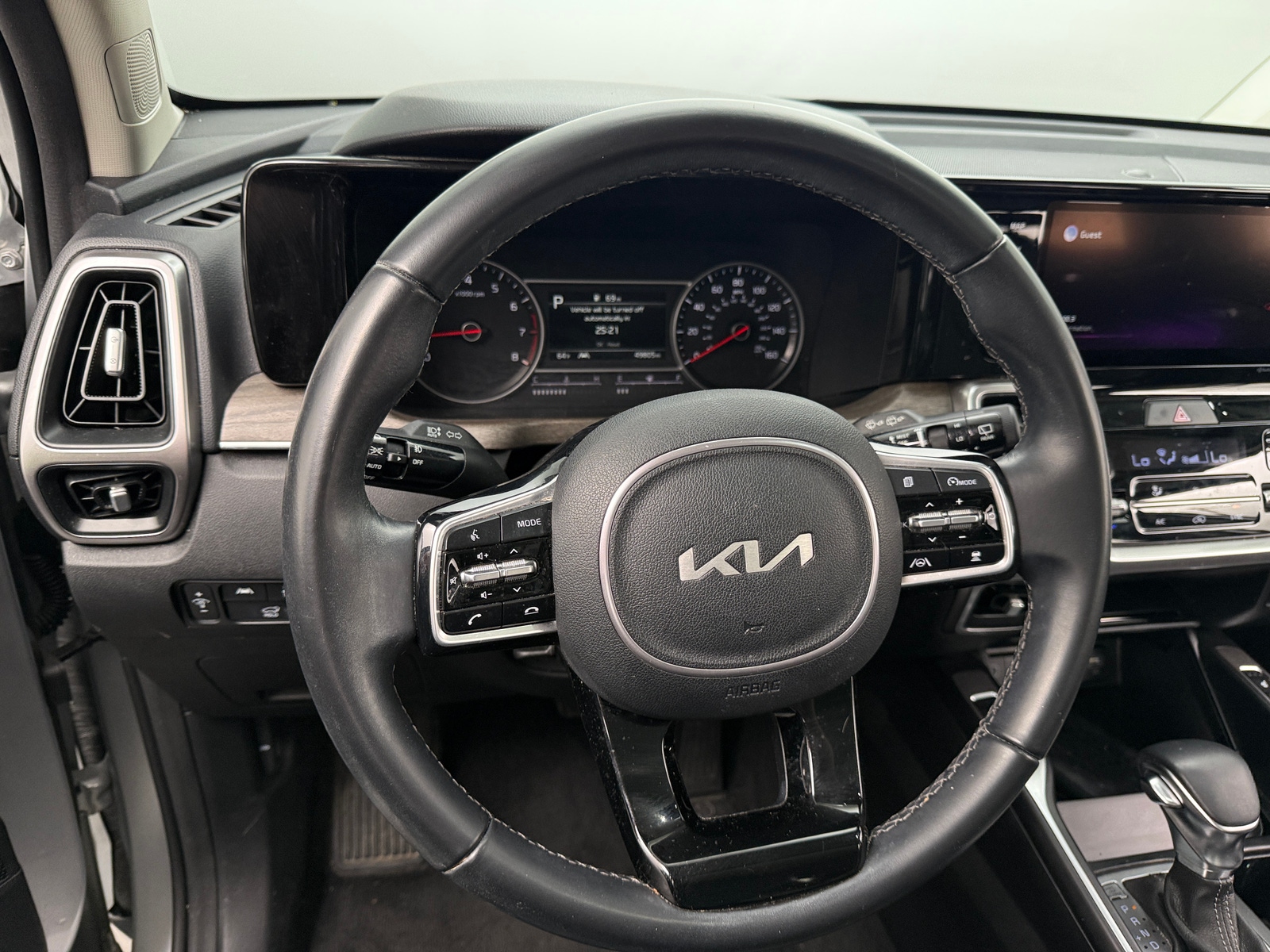 Thumbnail: 2022 Kia Sorento - 4