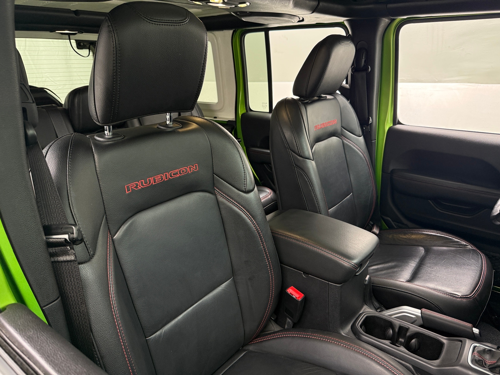 Thumbnail: 2019 Jeep Wrangler - 2