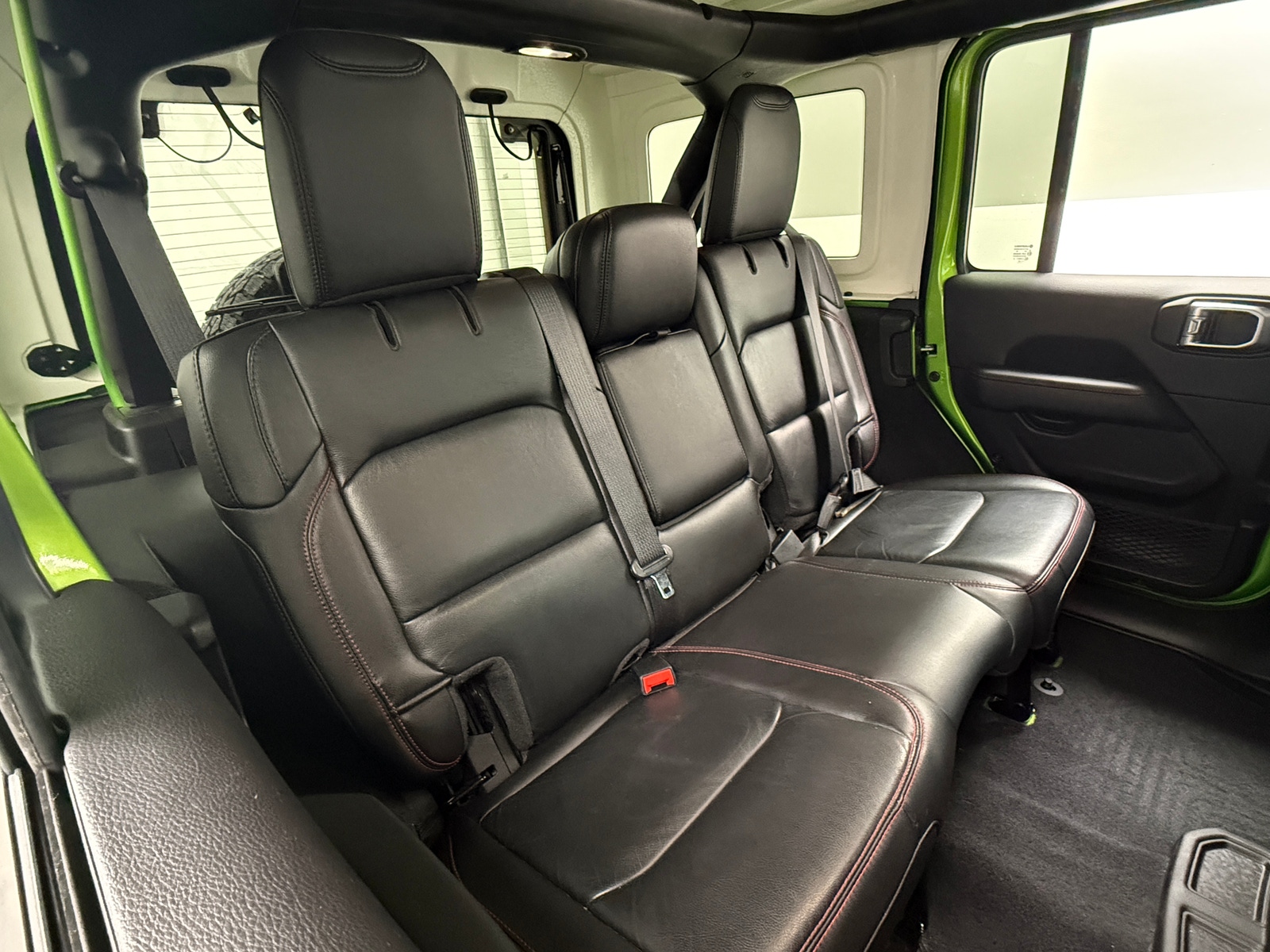 Thumbnail: 2019 Jeep Wrangler - 6