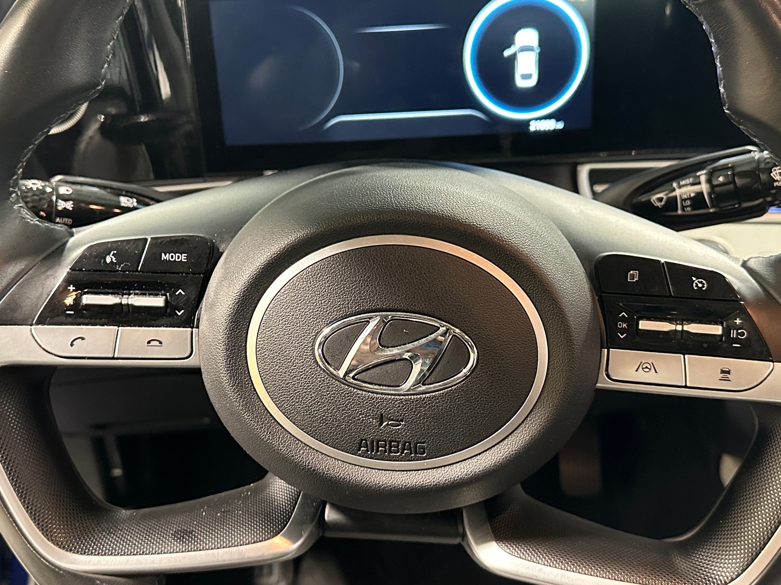 Thumbnail: 2021 Hyundai Elantra - 4